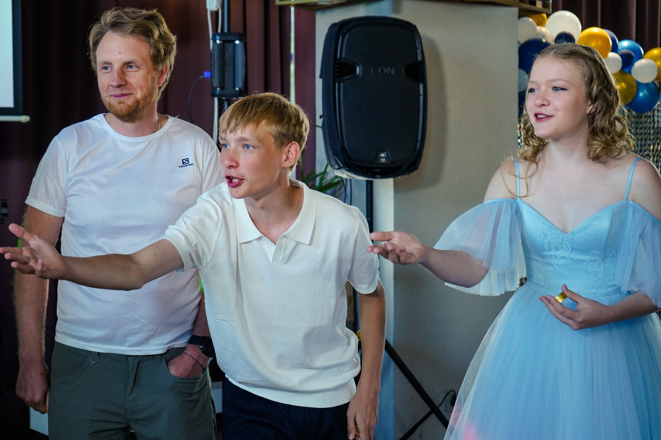 Выпускной вечер, гимназия № 40, 9 класс. Семейный и портретный фотограф в Екатеринбурге Анна Лобанова