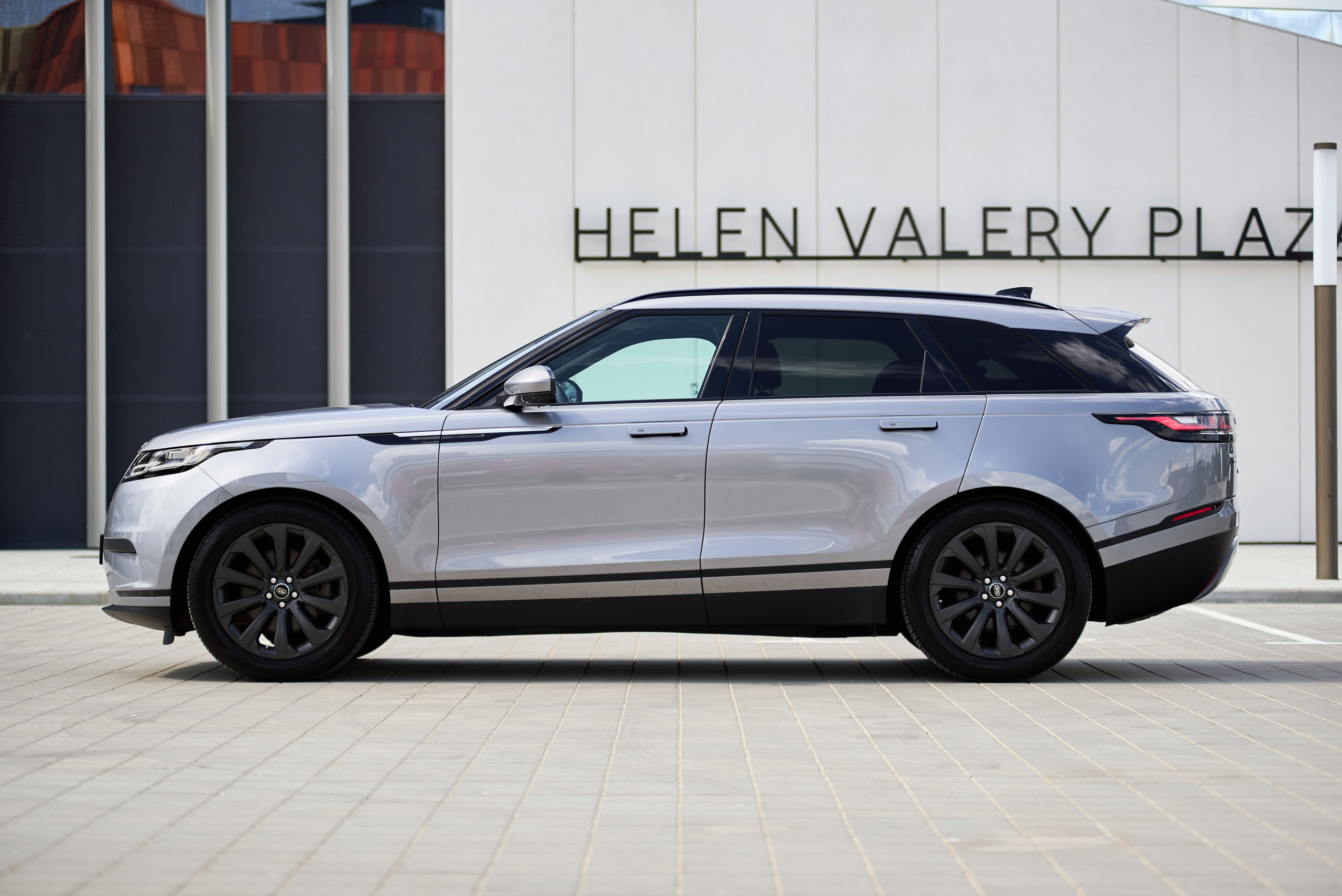 Range Rover Vilar. Автомобильный и интерьерный фотограф в Минске Александр Тагаев