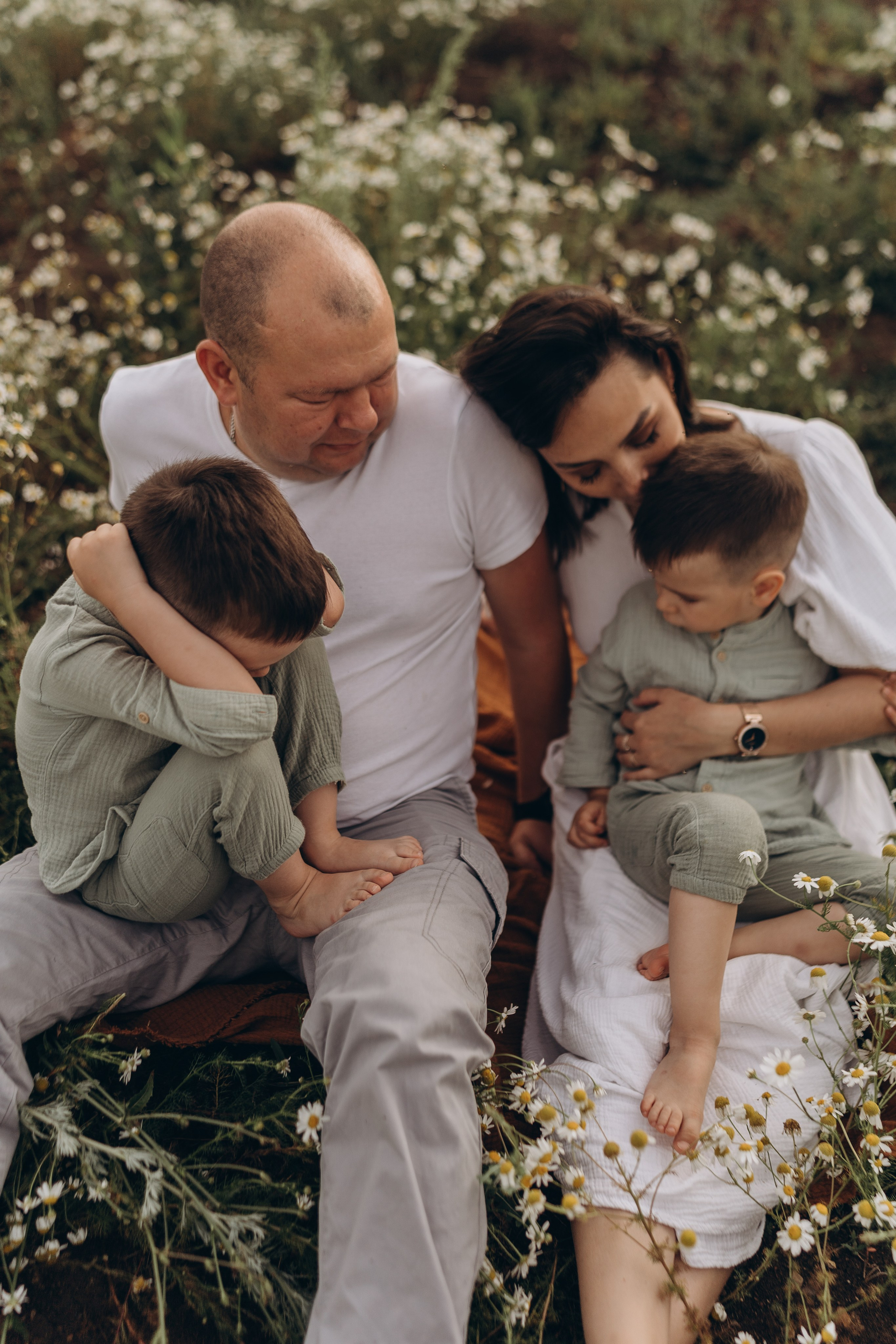 Лето. Ромашки. Семья. Семейный и домашний фотограф в Уфе Ирина Гарасюта
