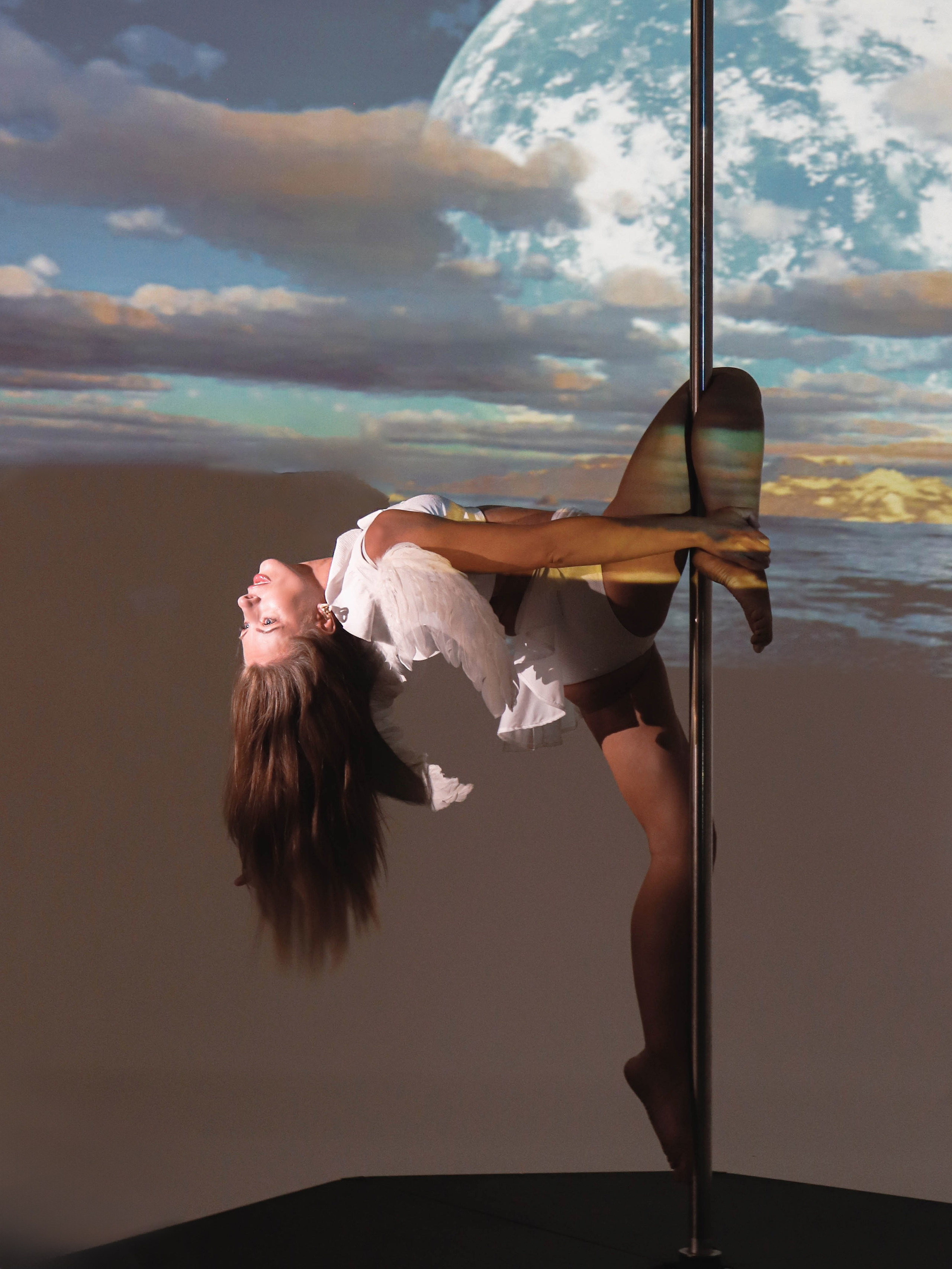 Марина на Луне. Фотограф Саратов | Елизавета Белова