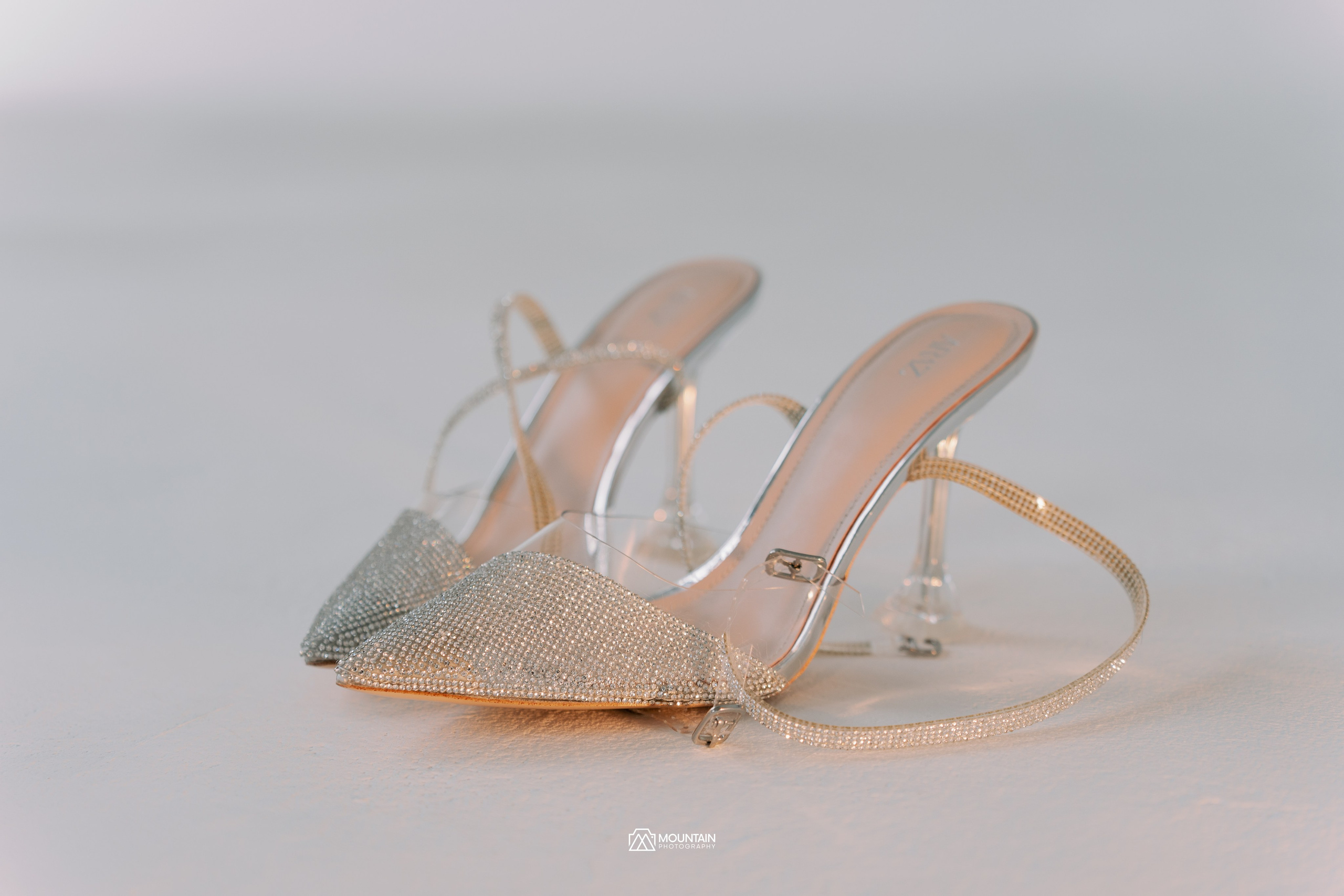 Cletus And Karabo. Я занимаюсь событийной, свадебной, товарной, студийной… фотографией