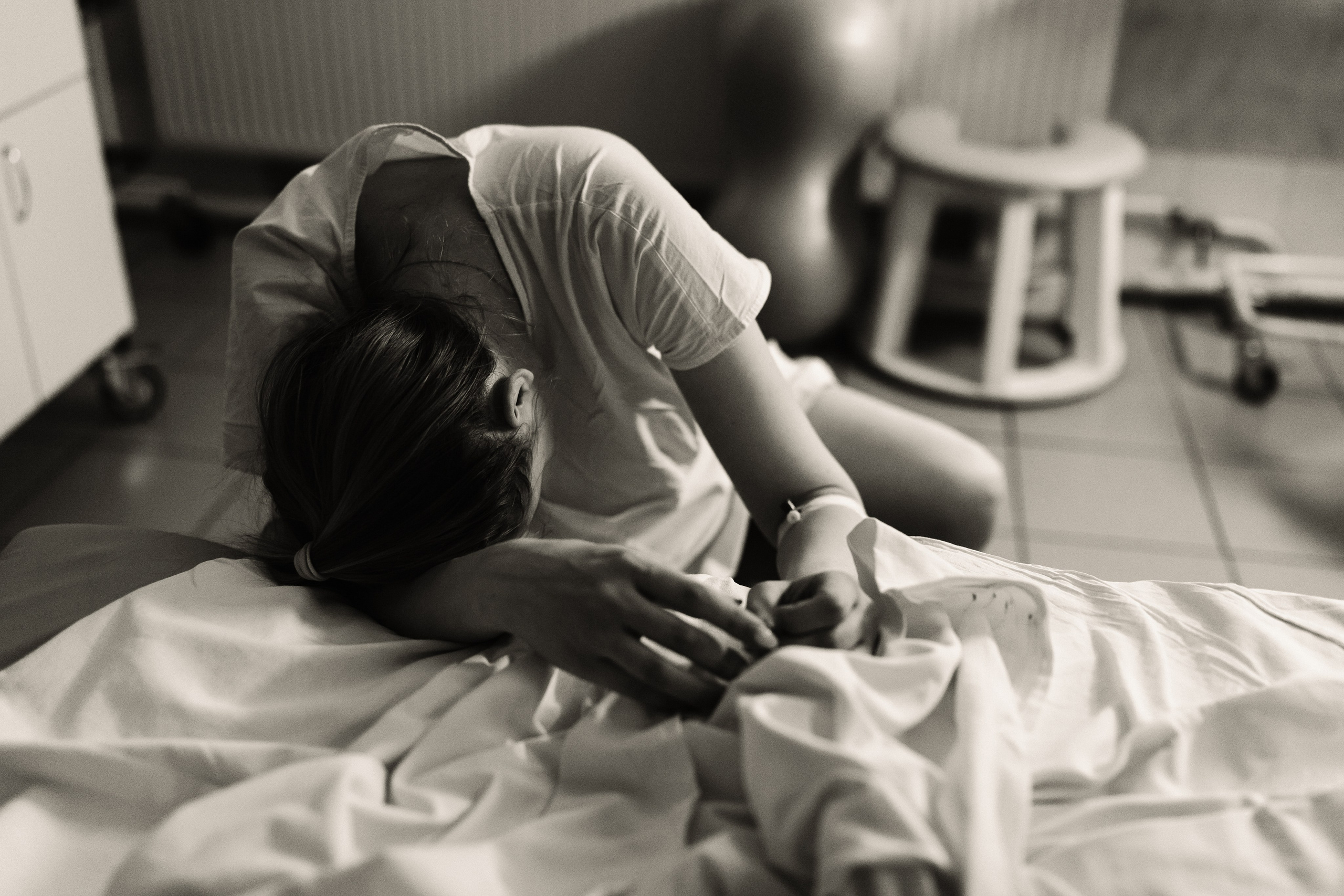 Здесь Вы можете ознакомиться с видами съемок и их стоимостью. Семейный фотограф, фотограф на роды в Челябинске Калистратова Кристина