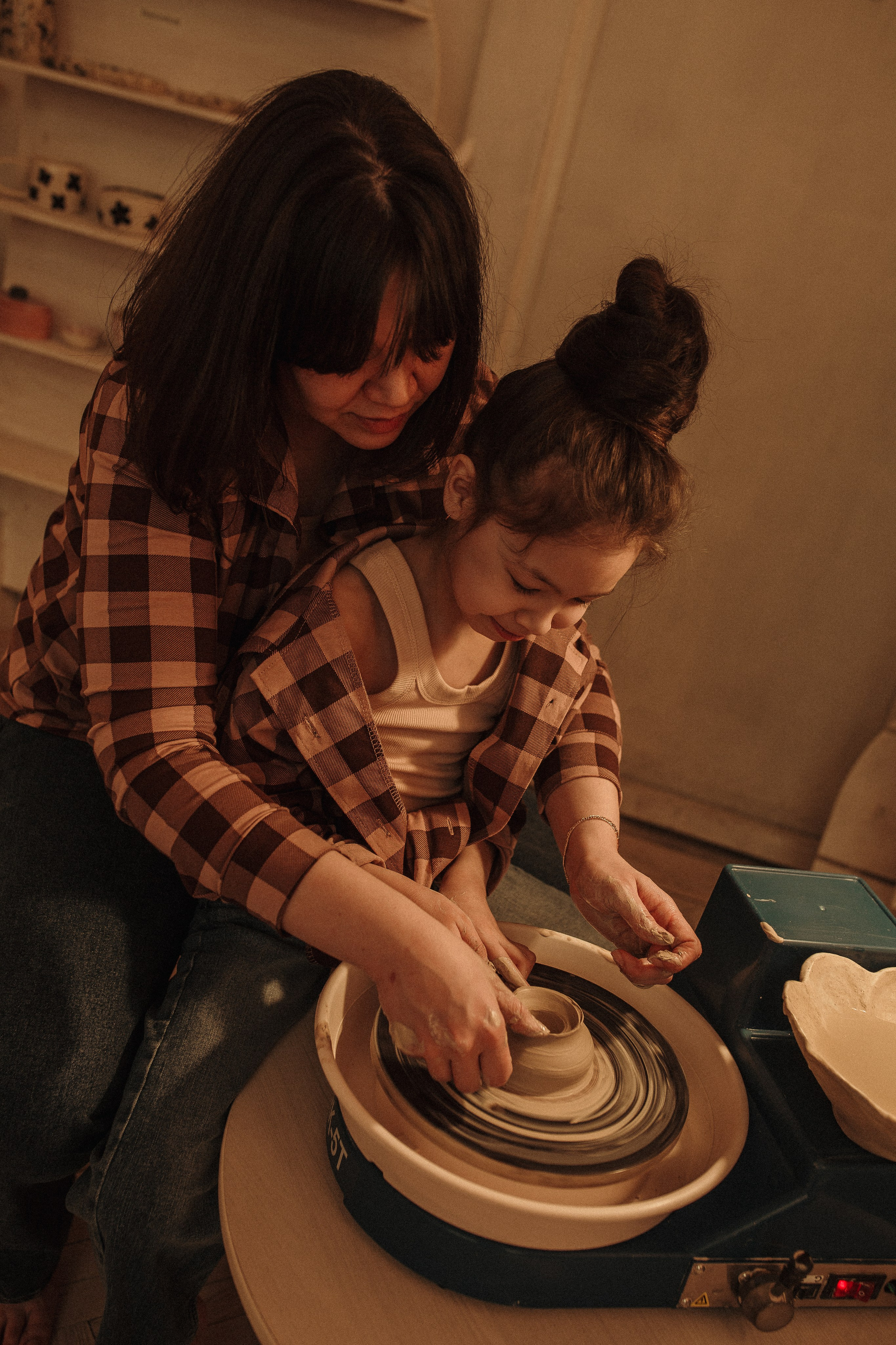 Дина & София гончарная. Семейный и Свадебный фотограф в Санкт-Петербурге Плохая Екатерина