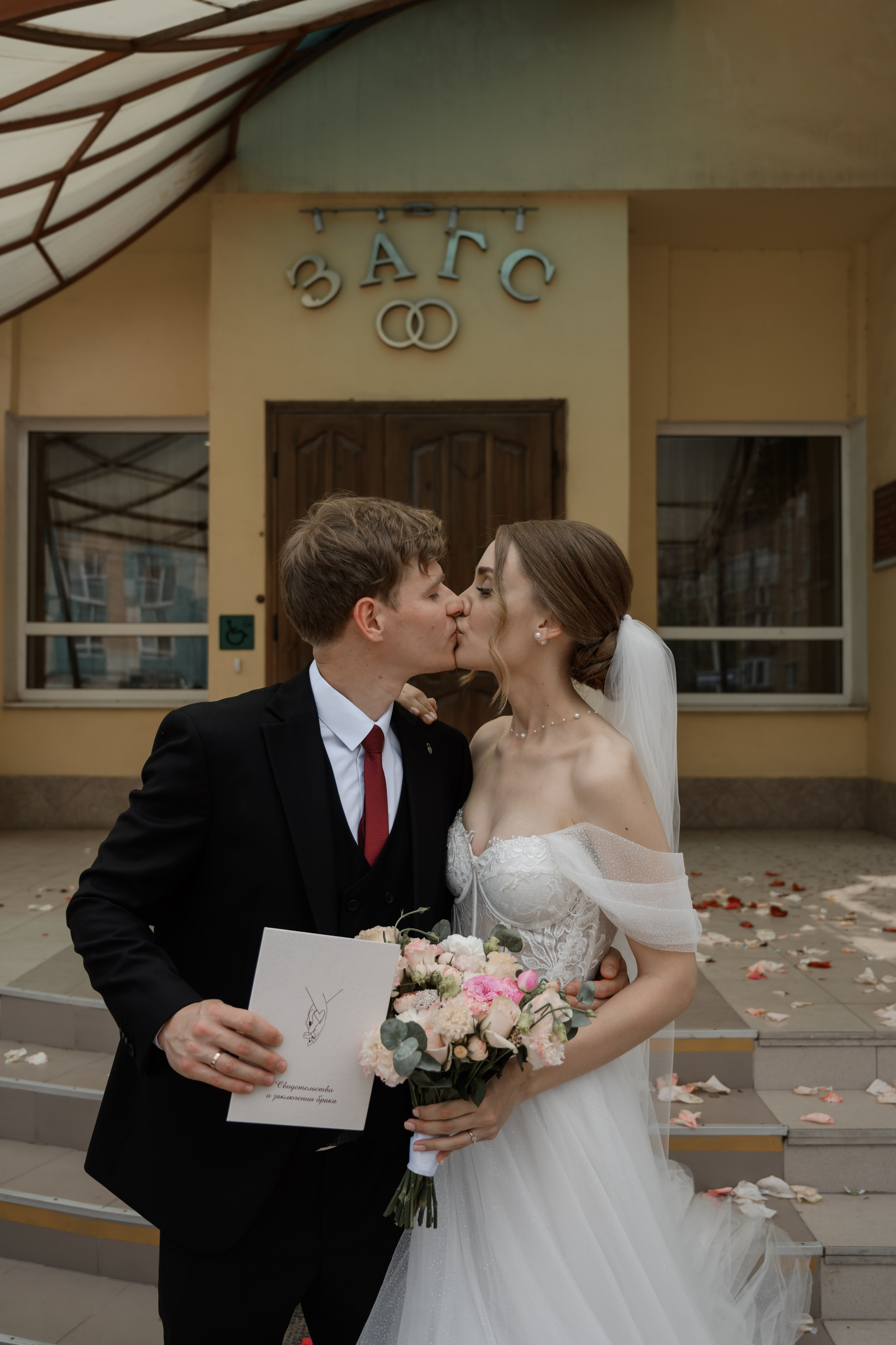 С + К. Свадебный фотограф в г. Астрахань. Так же выезжаю в другие города