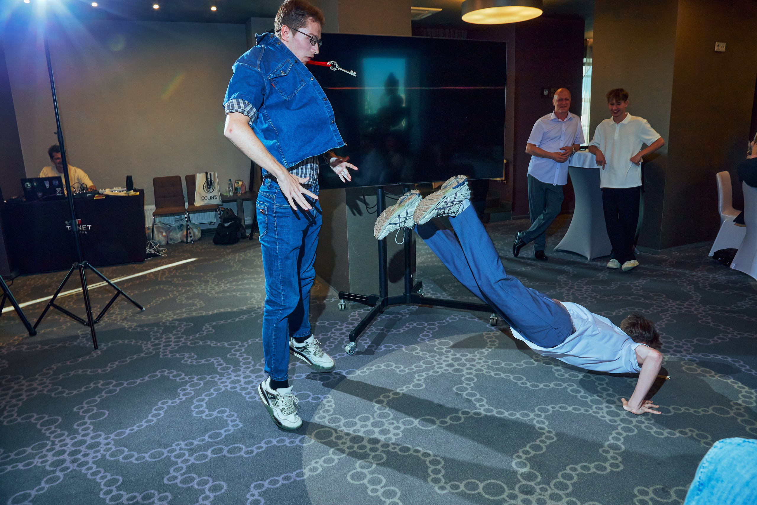 Выпускные 9-й и 11-й класс. Фотограф в Екатеринбурге Булат Хамитов