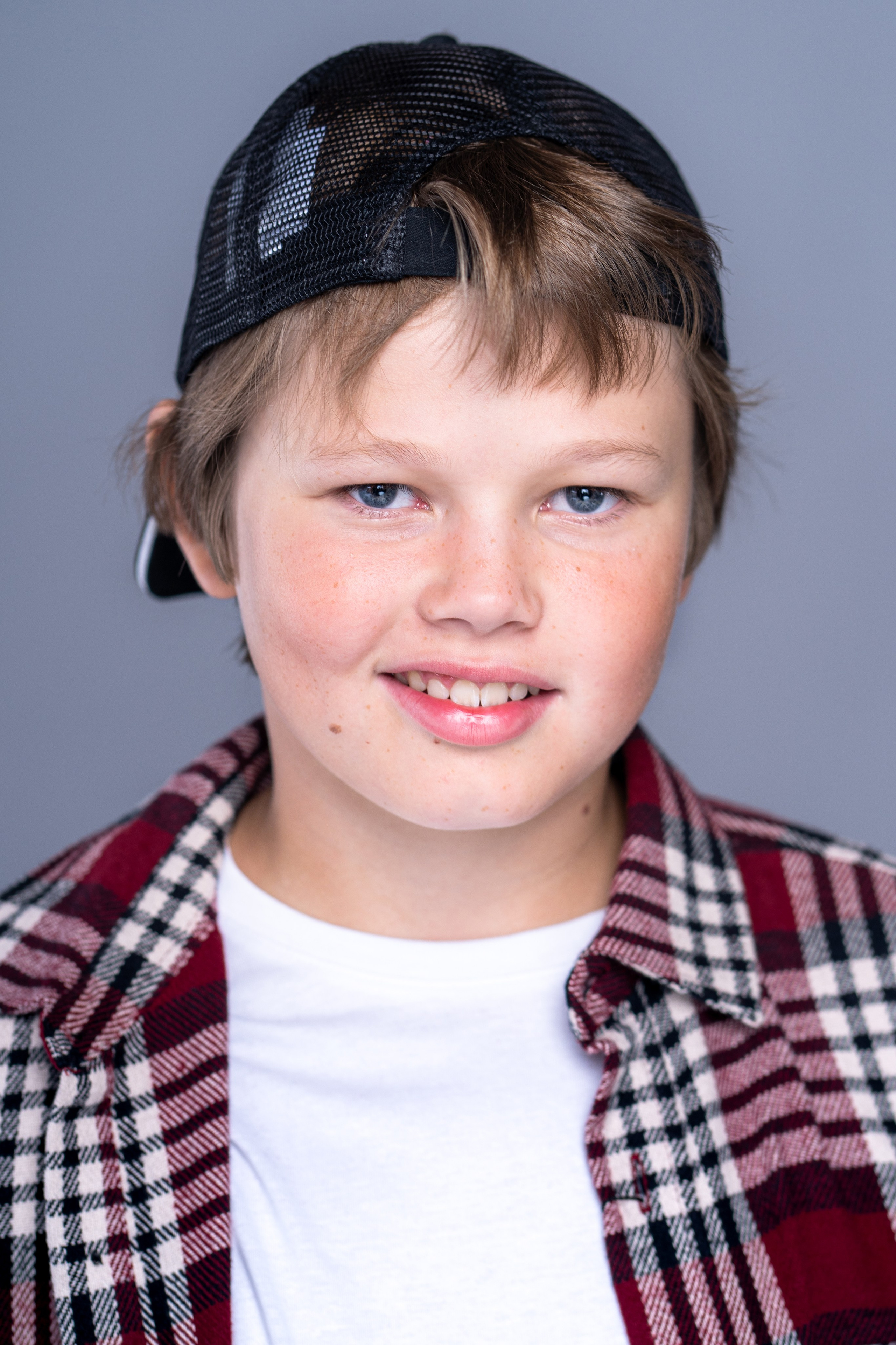 МАТВЕЙ. Портретный фотограф. Актёрское портфолио