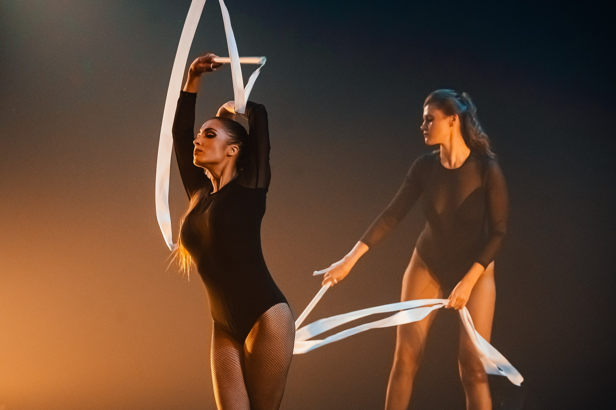 Танцевальное шоу «Ароматы». Художник по свету Максим Сергачев