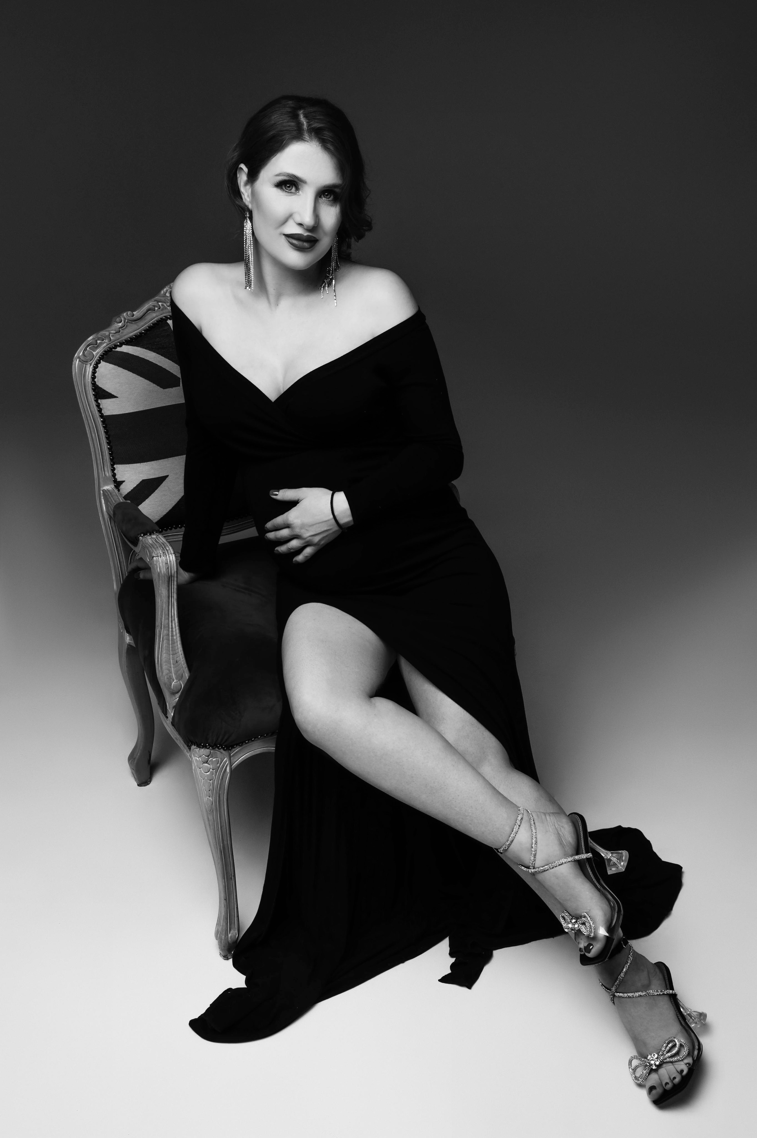 Альбина, фотосессия беременных. Профессиональный фотограф беременности в СПБ. Стильные фотосессии беременности в стиле минимализм и классическая фотография