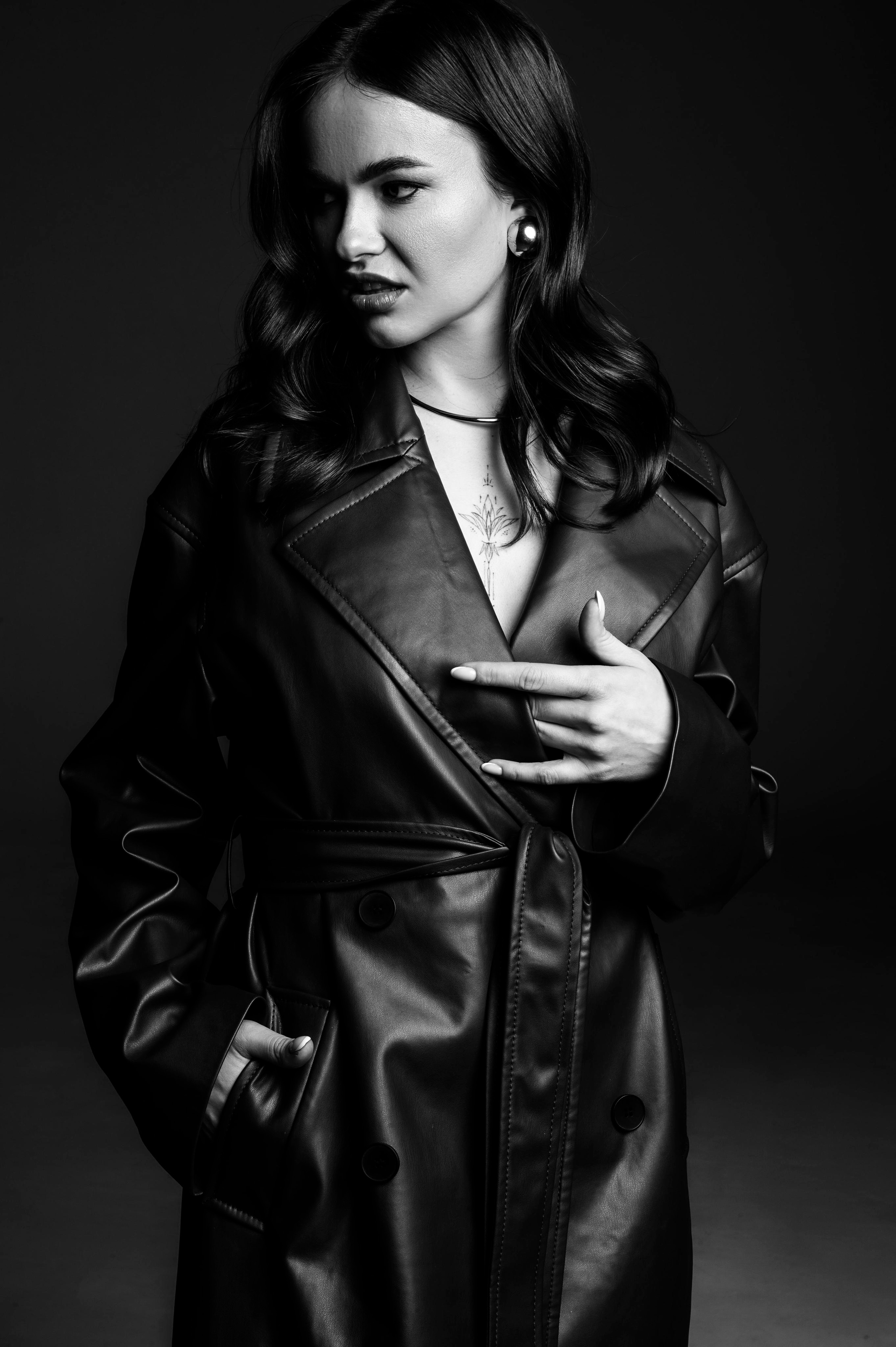 Валерия. Профессиональный фотограф беременности в СПБ. Стильные фотосессии беременности в стиле минимализм и классическая фотография