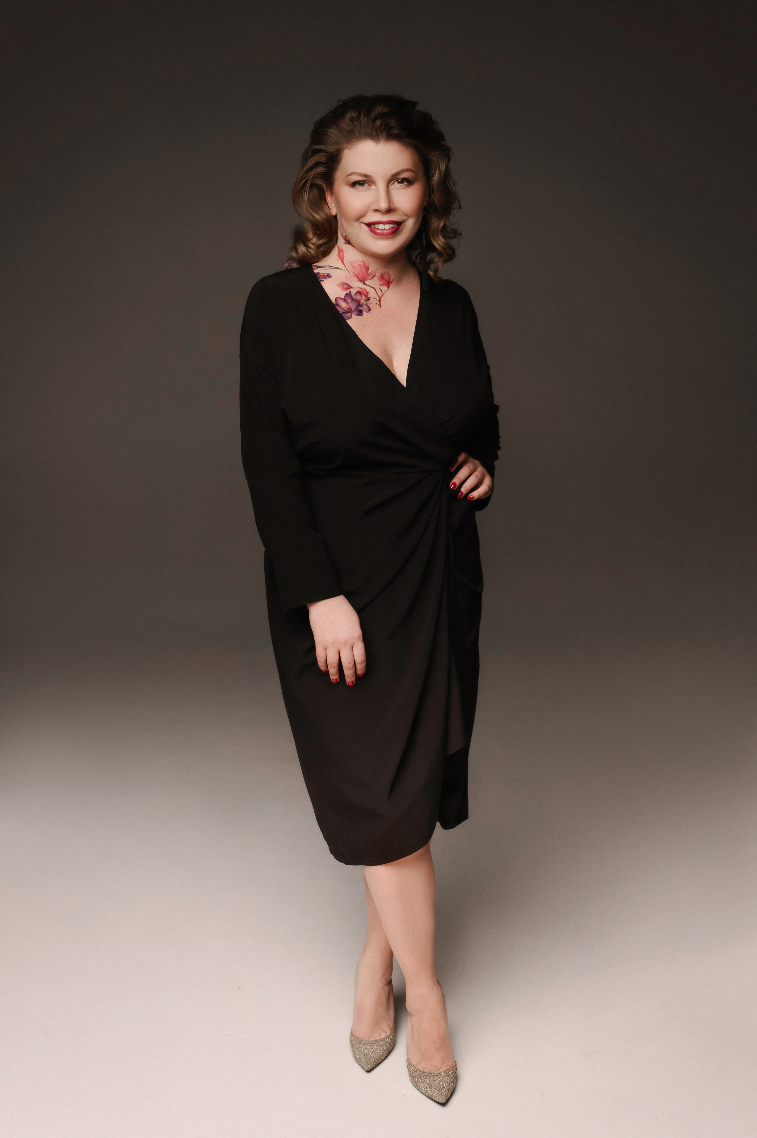 Александра. Профессиональный фотограф беременности в СПБ. Стильные фотосессии беременности в стиле минимализм и классическая фотография