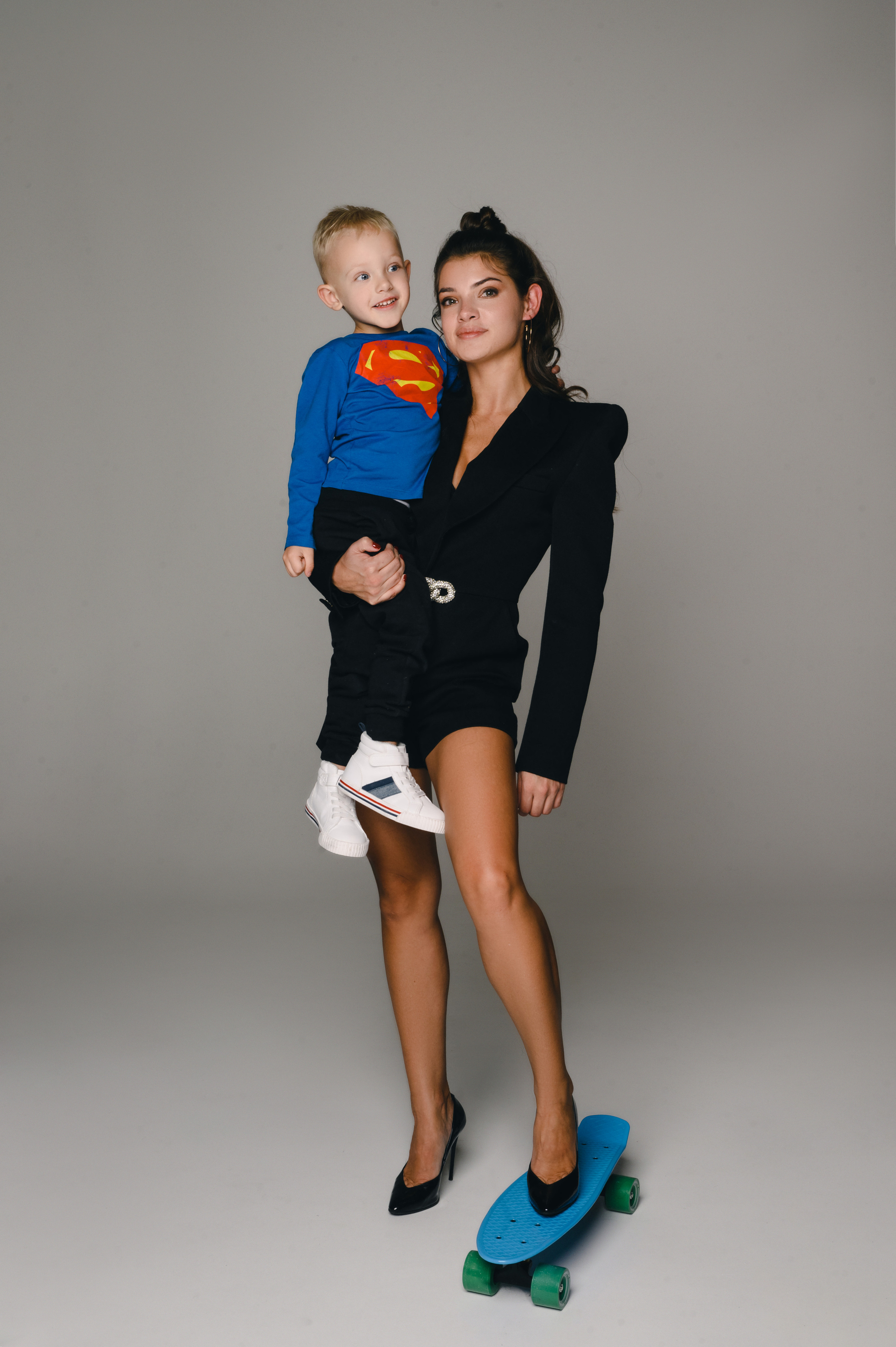 Юлия. Профессиональный фотограф беременности в СПБ. Стильные фотосессии беременности в стиле минимализм и классическая фотография