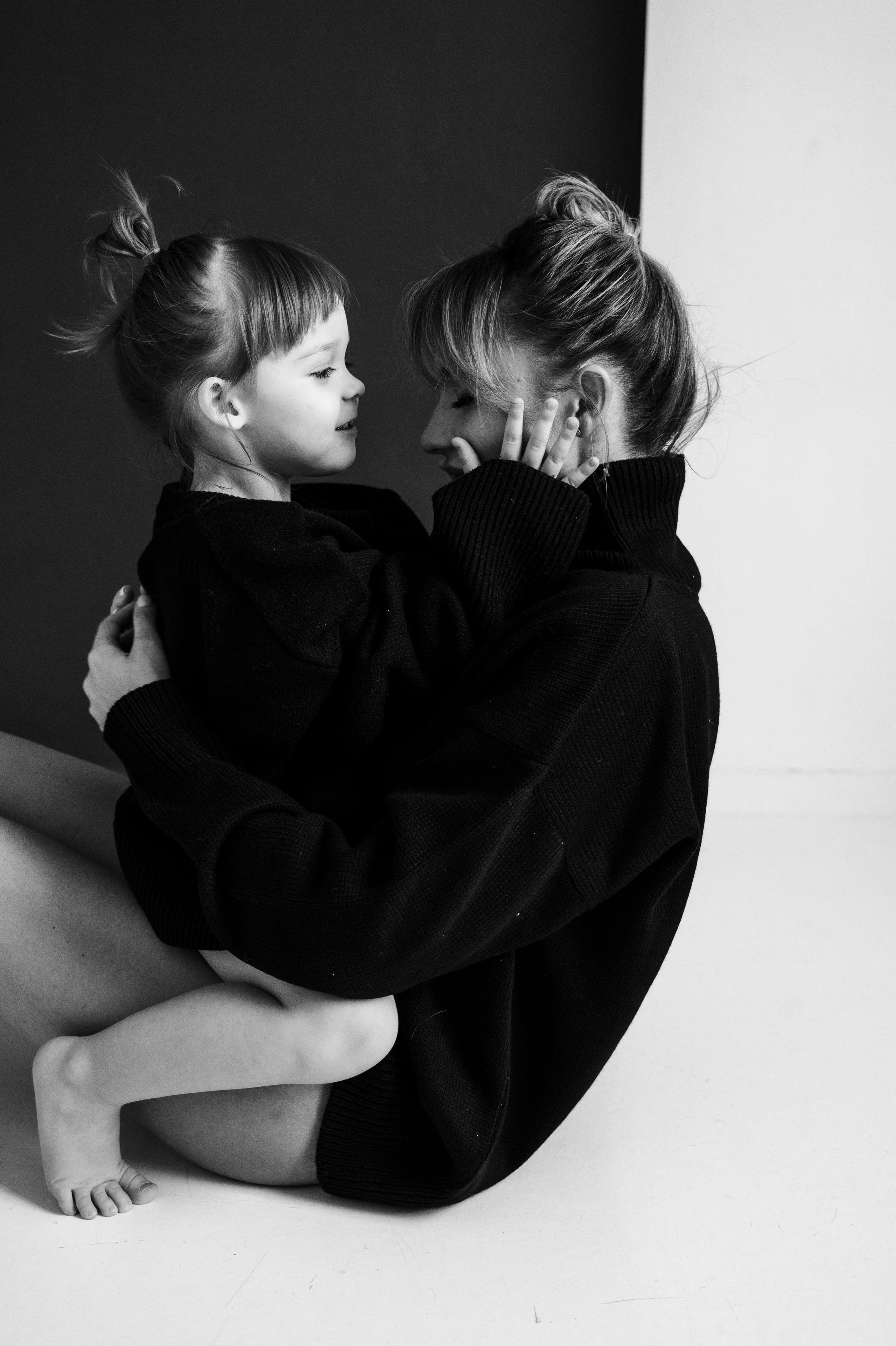 Анастасия. Профессиональный фотограф беременности в СПБ. Стильные фотосессии беременности в стиле минимализм и классическая фотография