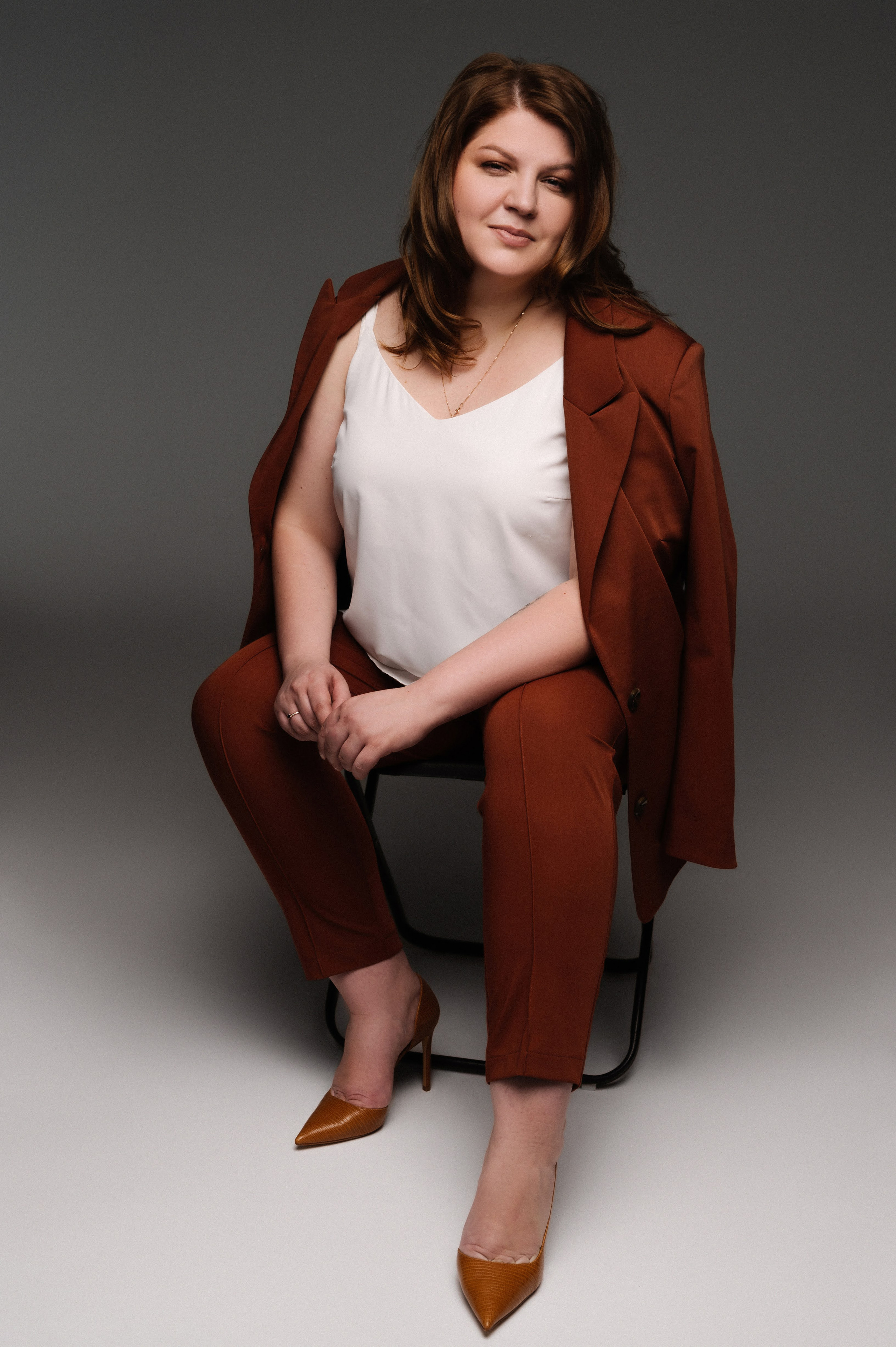 Анастасия. Профессиональный фотограф беременности в СПБ. Стильные фотосессии беременности в стиле минимализм и классическая фотография