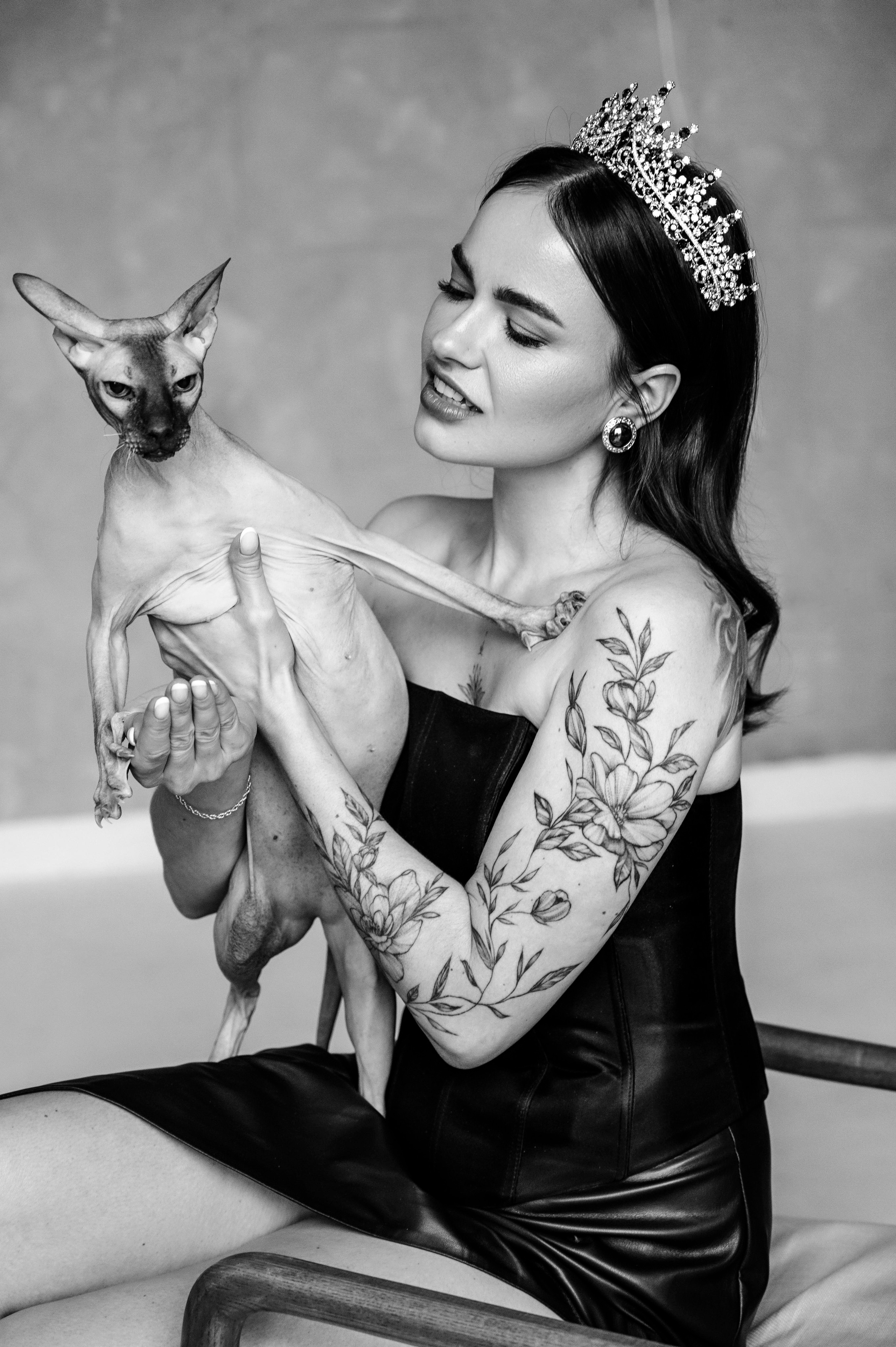 Валерия. Профессиональный фотограф беременности в СПБ. Стильные фотосессии беременности в стиле минимализм и классическая фотография