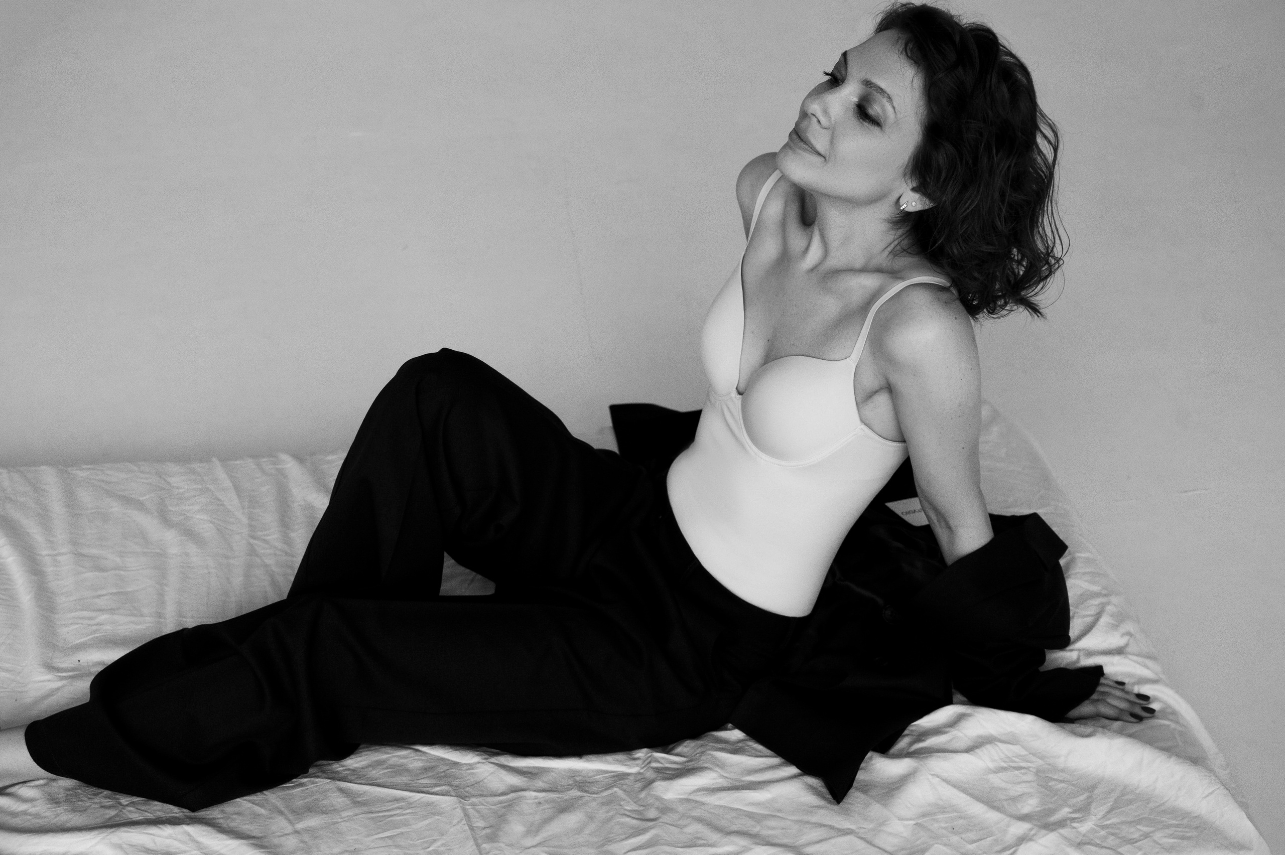 Дарья. Профессиональный фотограф беременности в СПБ. Стильные фотосессии беременности в стиле минимализм и классическая фотография