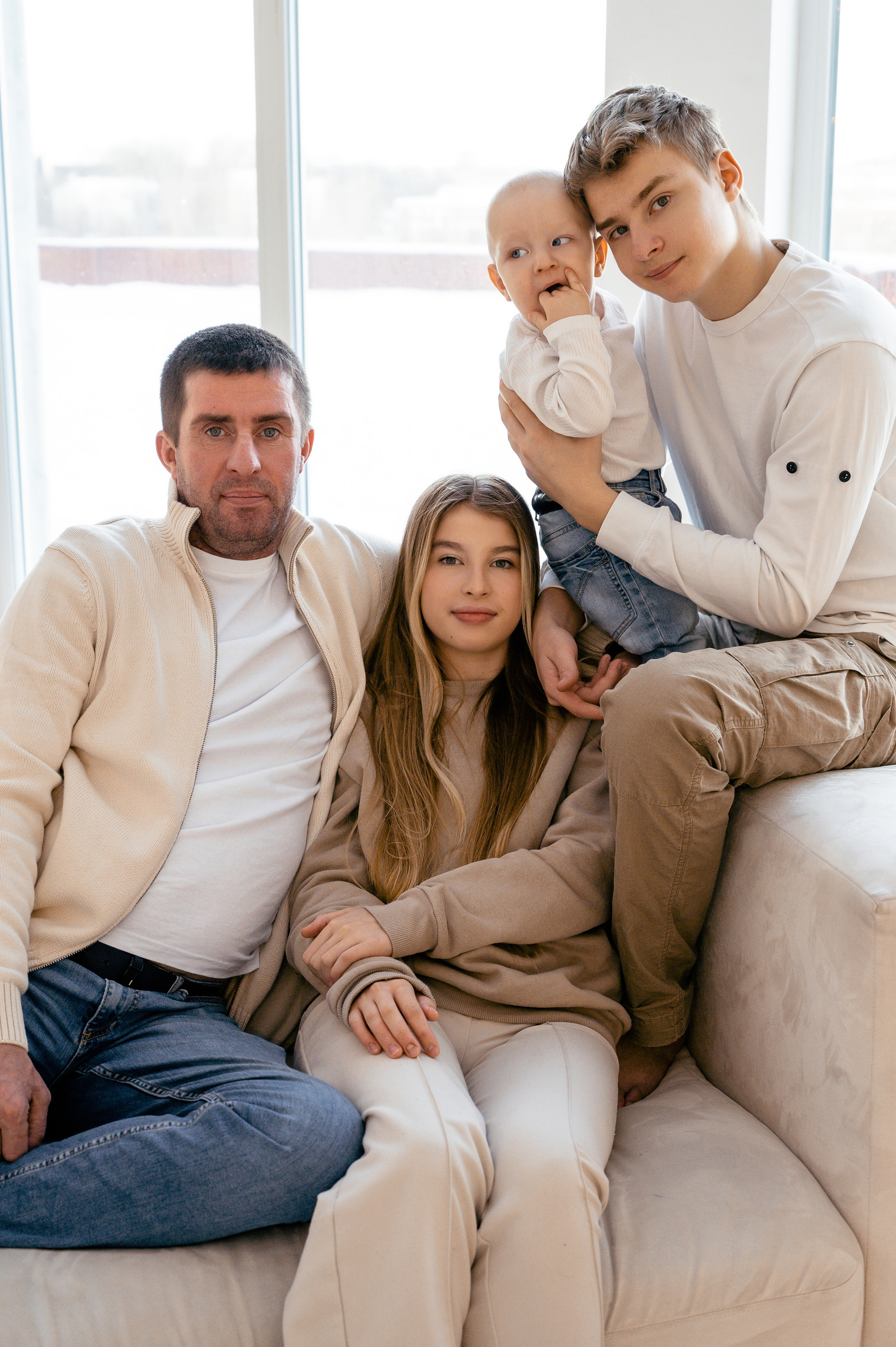 Ольга. Профессиональный фотограф беременности в СПБ. Стильные фотосессии беременности в стиле минимализм и классическая фотография