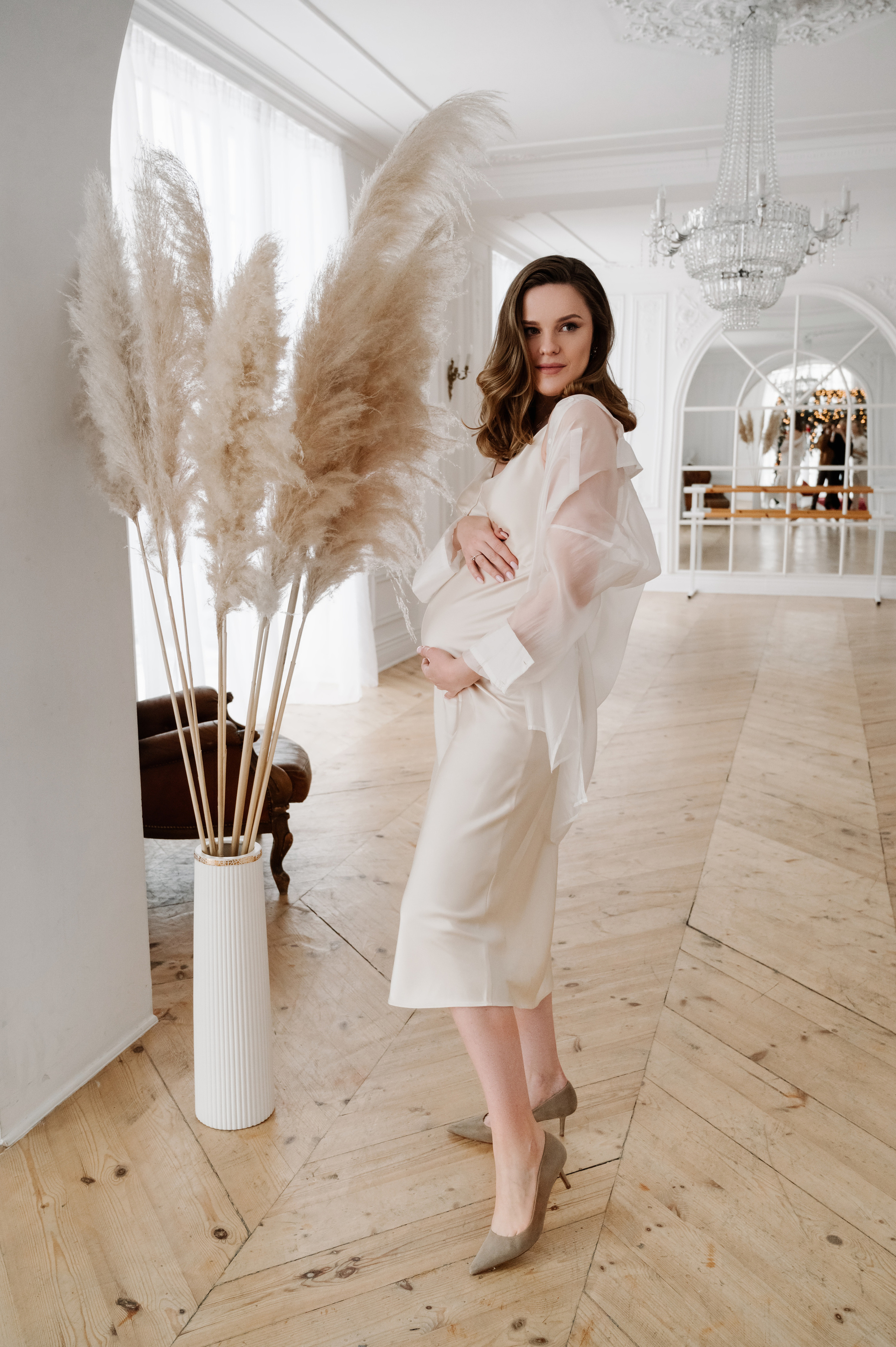 Татьяна. Профессиональный фотограф беременности в СПБ. Стильные фотосессии беременности в стиле минимализм и классическая фотография