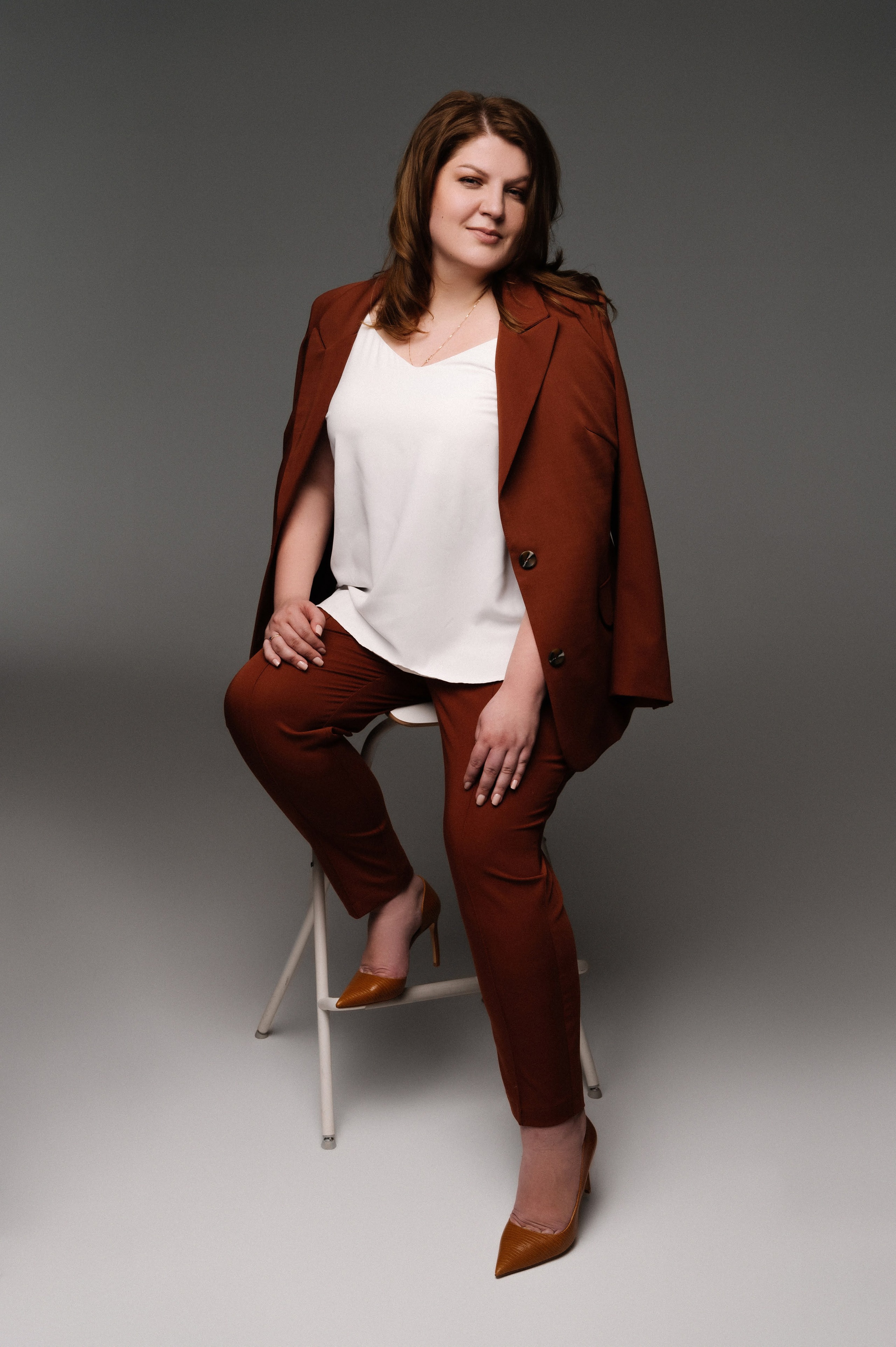 Анастасия. Профессиональный фотограф беременности в СПБ. Стильные фотосессии беременности в стиле минимализм и классическая фотография