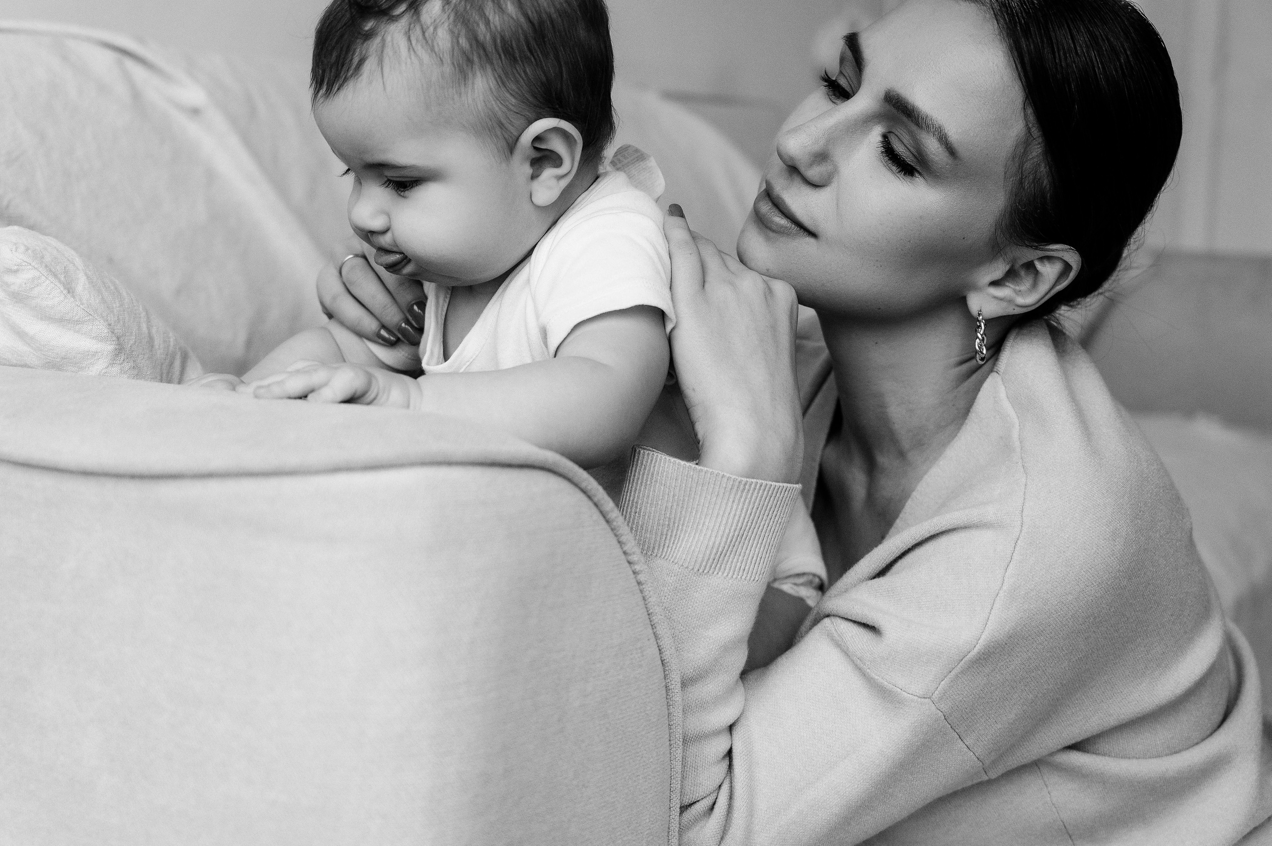 Марина. Профессиональный фотограф беременности в СПБ. Стильные фотосессии беременности в стиле минимализм и классическая фотография