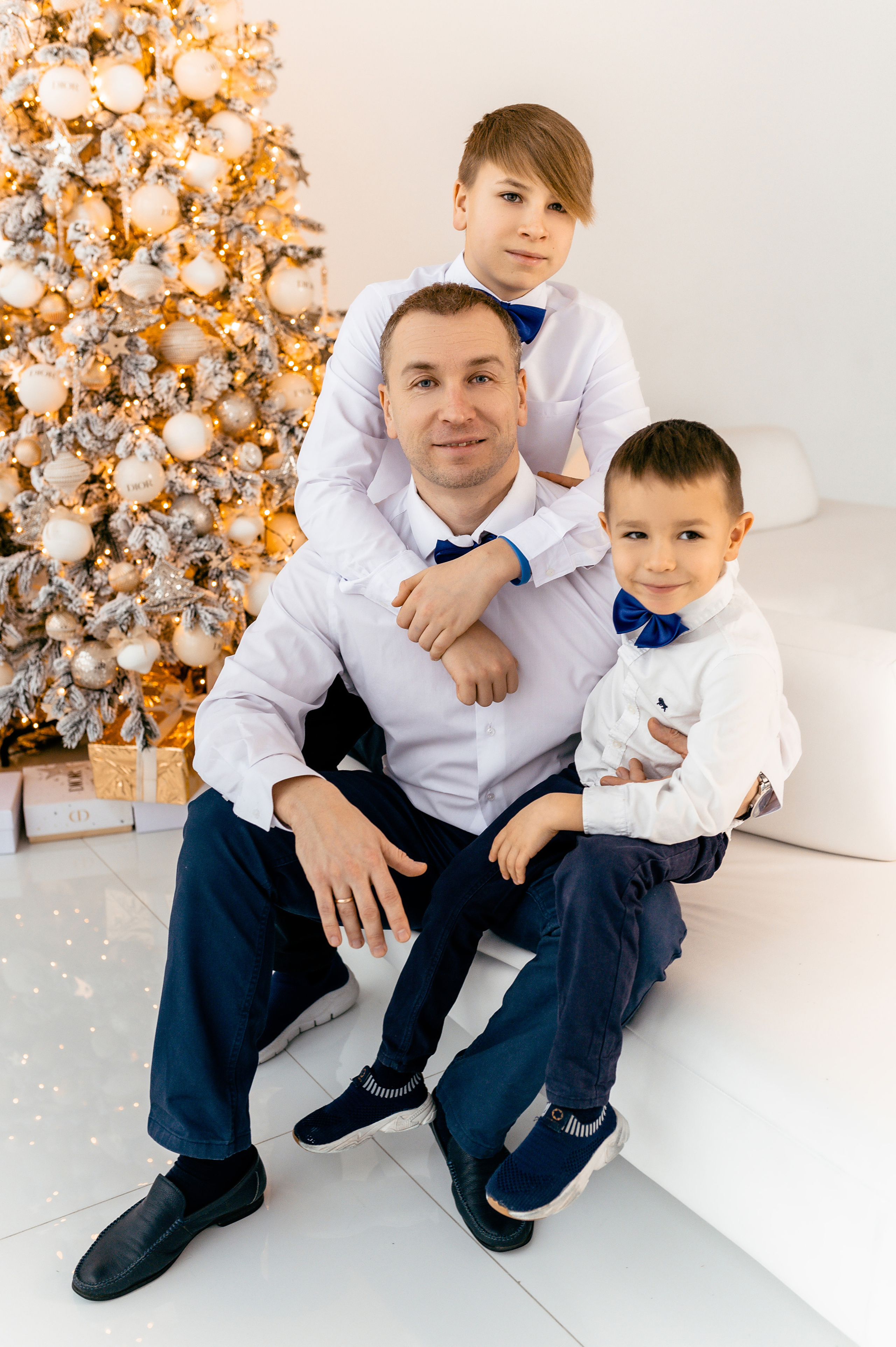 Юлия. Профессиональный фотограф беременности в СПБ. Стильные фотосессии беременности в стиле минимализм и классическая фотография