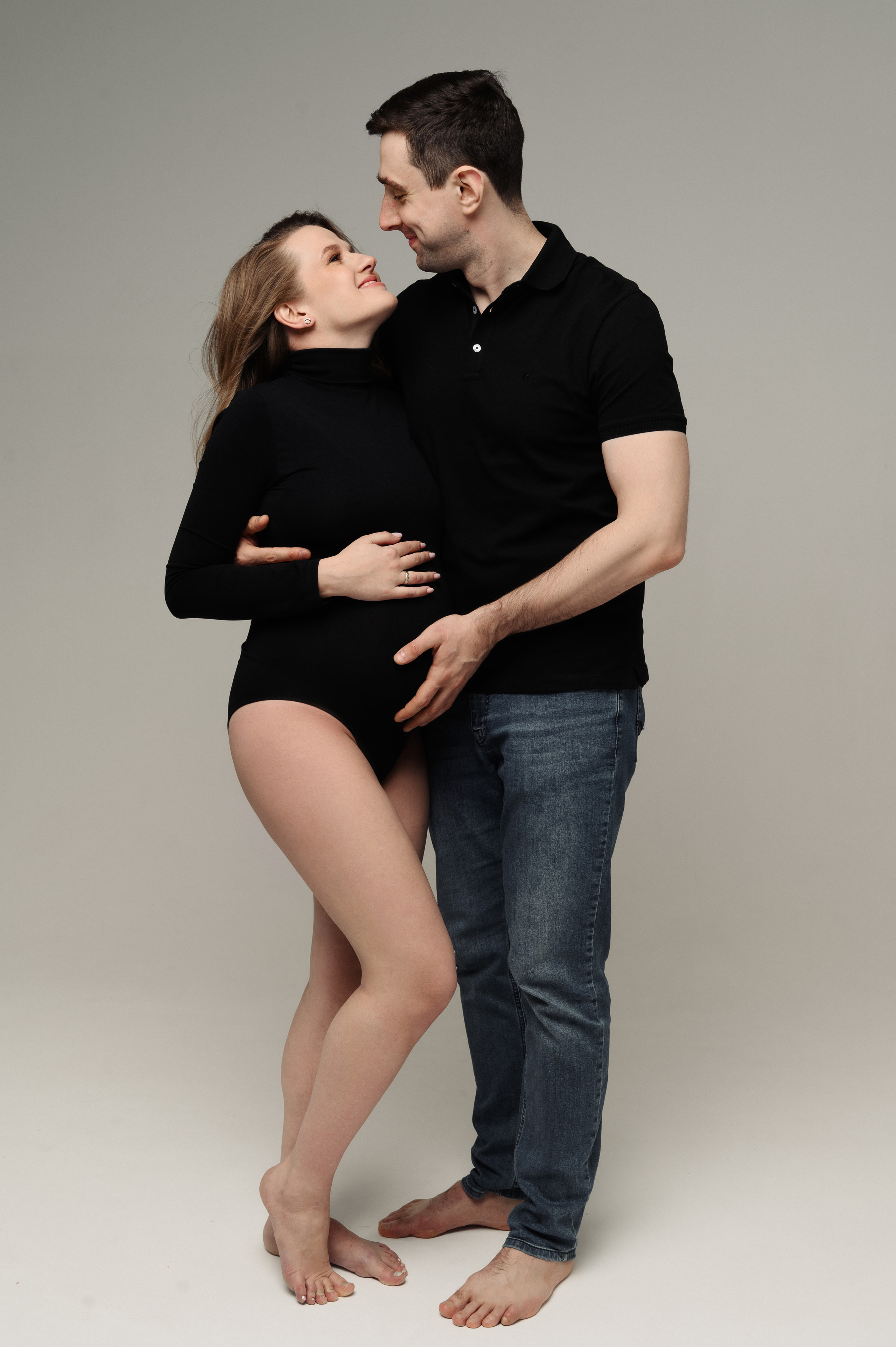 Марина. Профессиональный фотограф беременности в СПБ. Стильные фотосессии беременности в стиле минимализм и классическая фотография