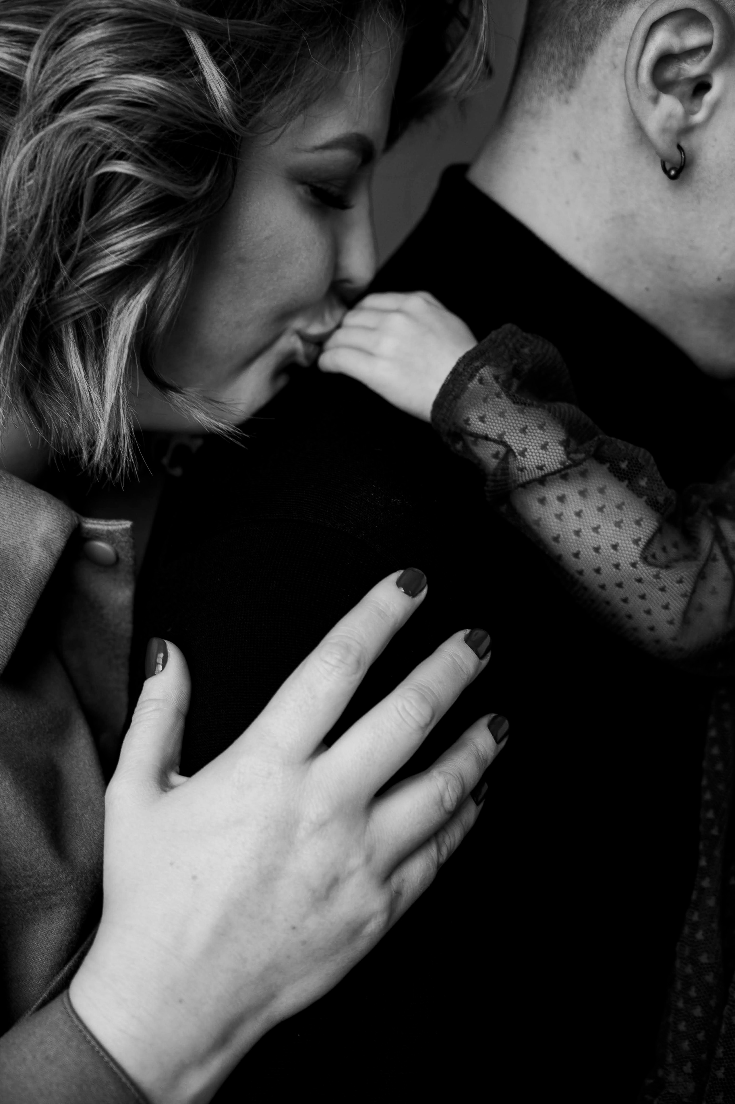 Виктория. Профессиональный фотограф беременности в СПБ. Стильные фотосессии беременности в стиле минимализм и классическая фотография