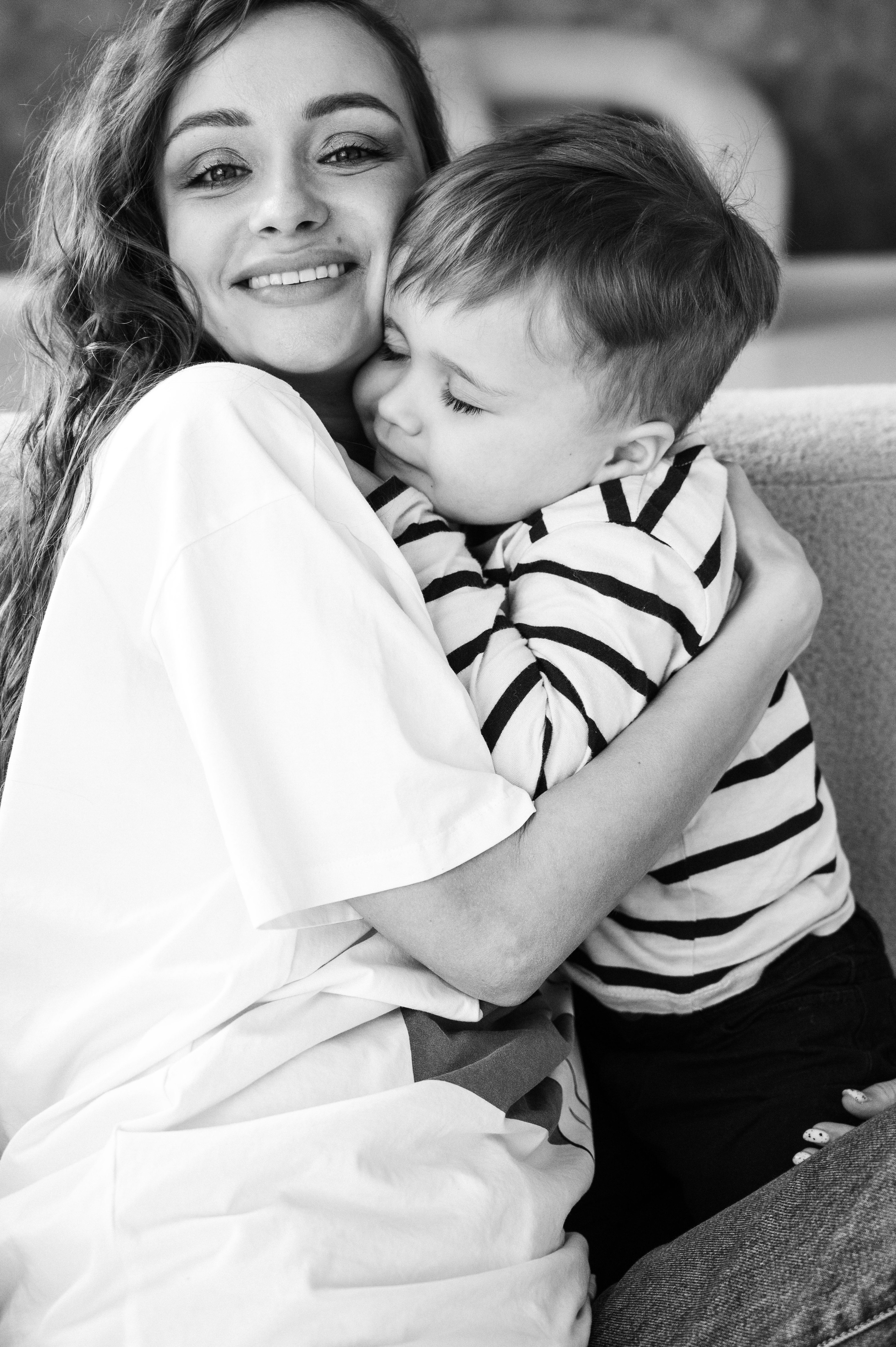 Семейная фотосессия в Санкт-Петербурге от Маргариты Ивановой — душевные кадры с детьми и родителями, помощь в подборе образов, стилист, виза. Профессиональный фотограф беременности в СПБ. Стильные фотосессии беременности в стиле минимализм и классическая фотография