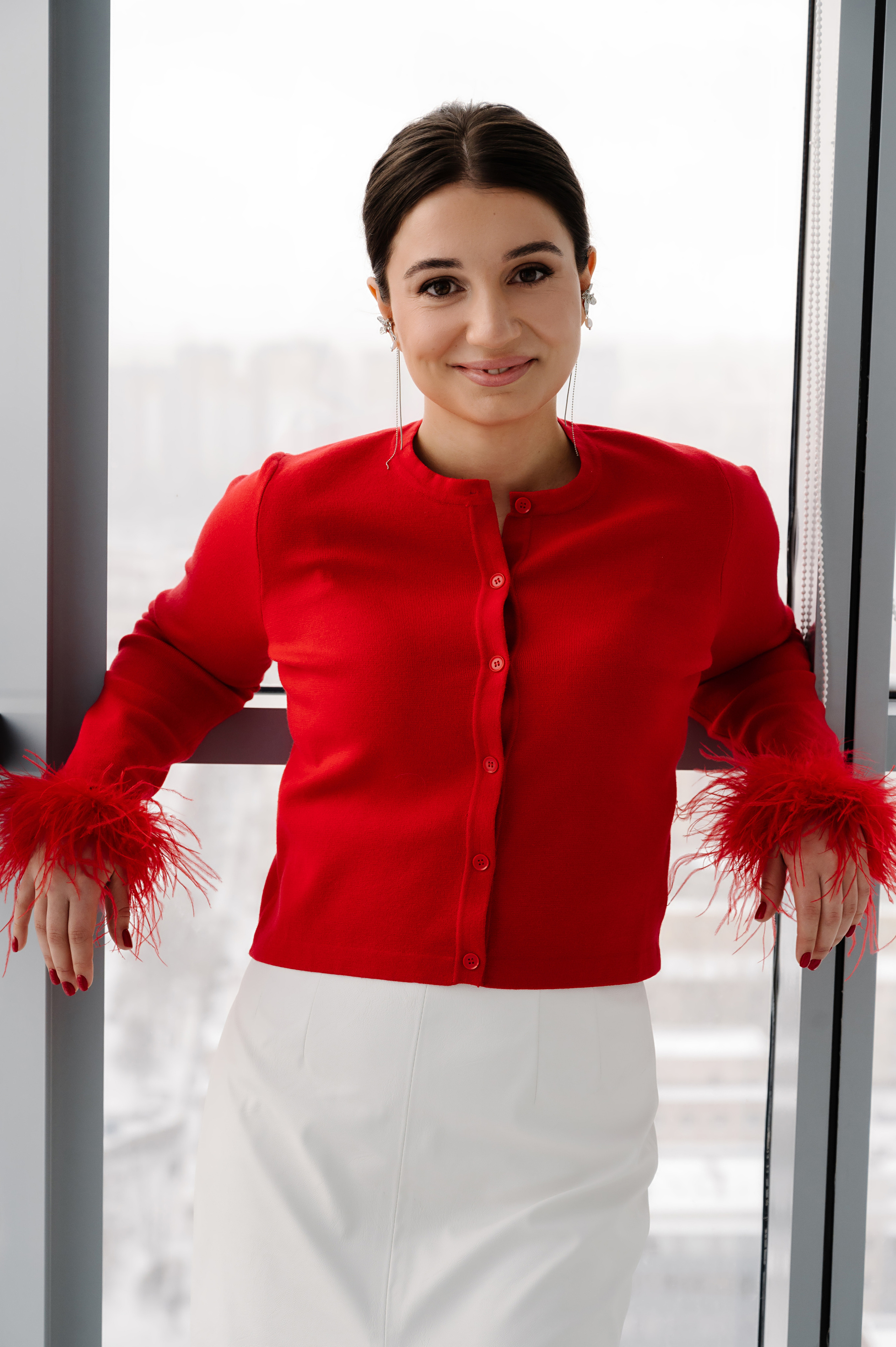 Алина. Профессиональный фотограф беременности в СПБ. Стильные фотосессии беременности в стиле минимализм и классическая фотография