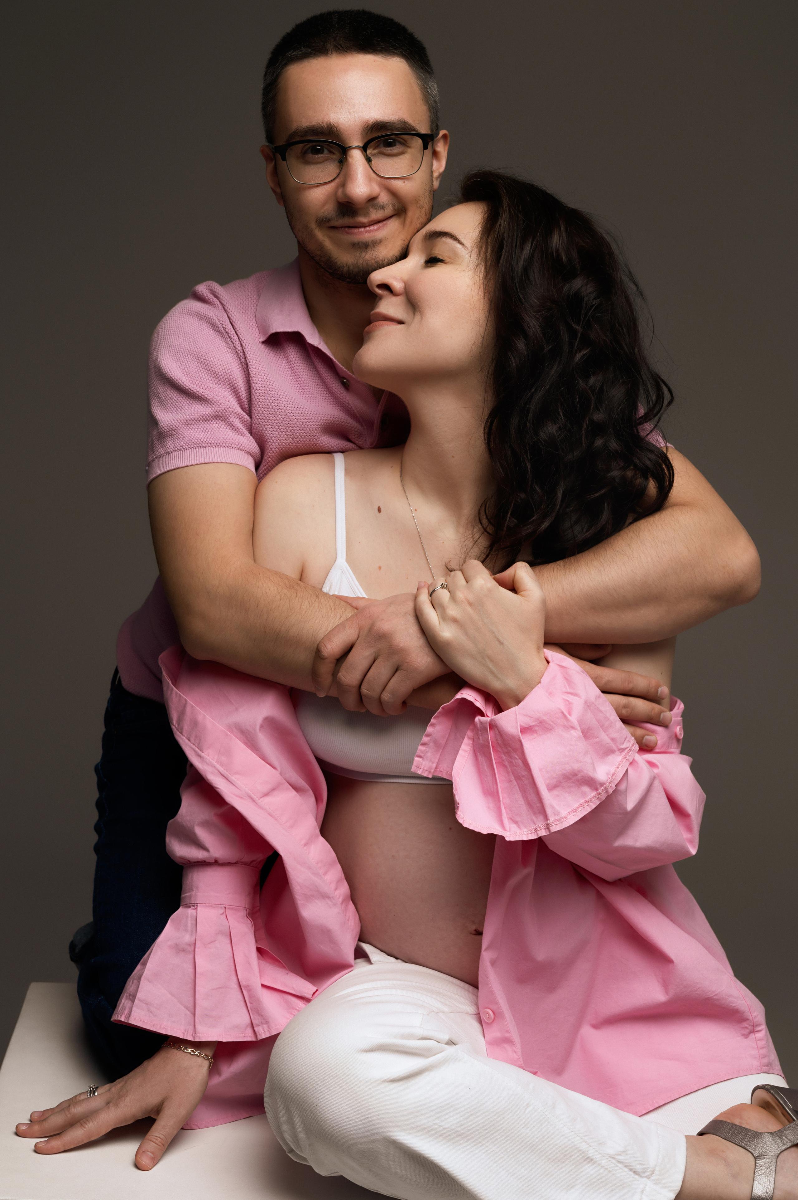 Фотограф в Санкт-Петербурге. Профессиональный фотограф беременности в СПБ. Стильные фотосессии беременности в стиле минимализм и классическая фотография