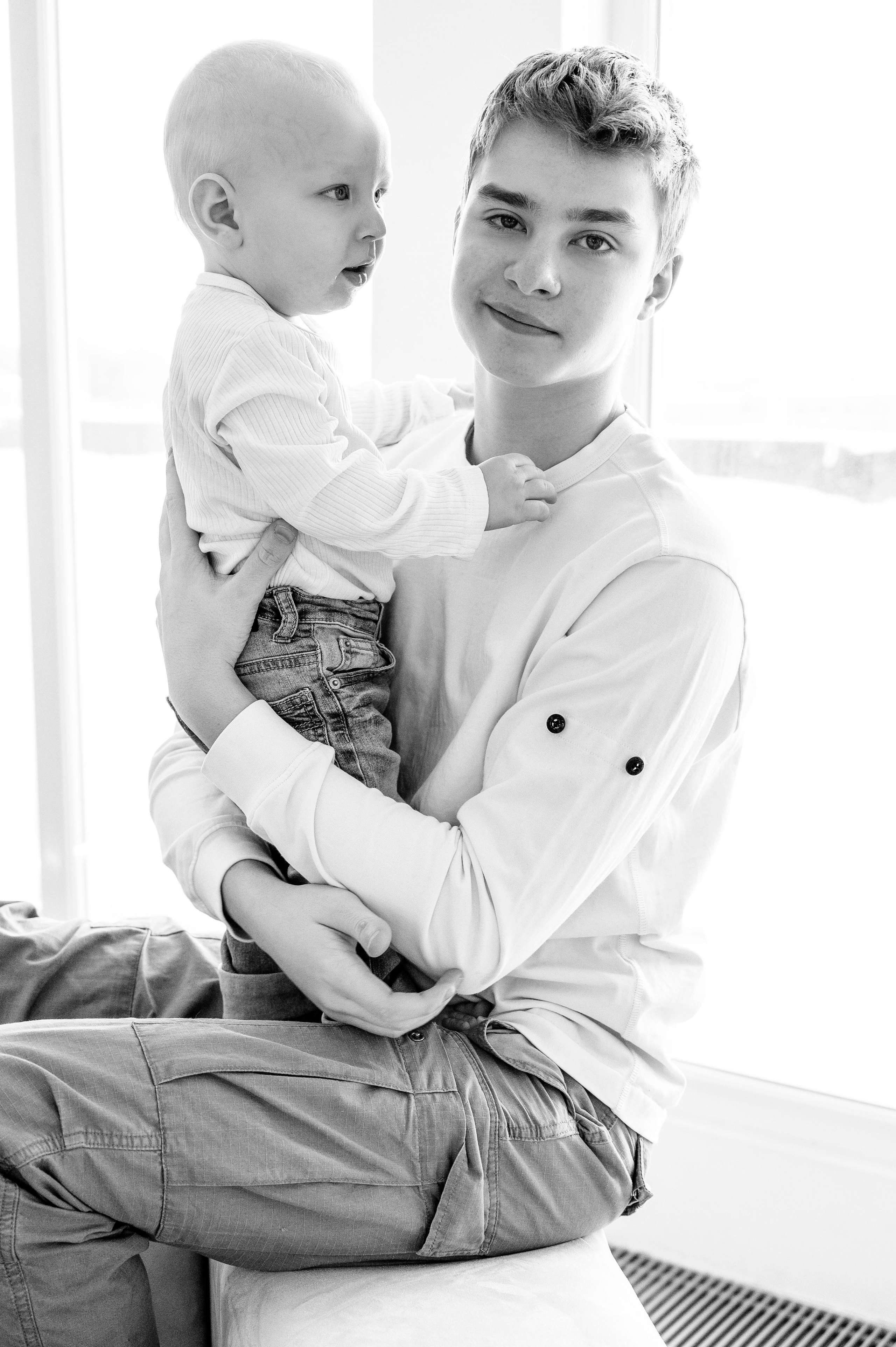 Ольга. Профессиональный фотограф беременности в СПБ. Стильные фотосессии беременности в стиле минимализм и классическая фотография