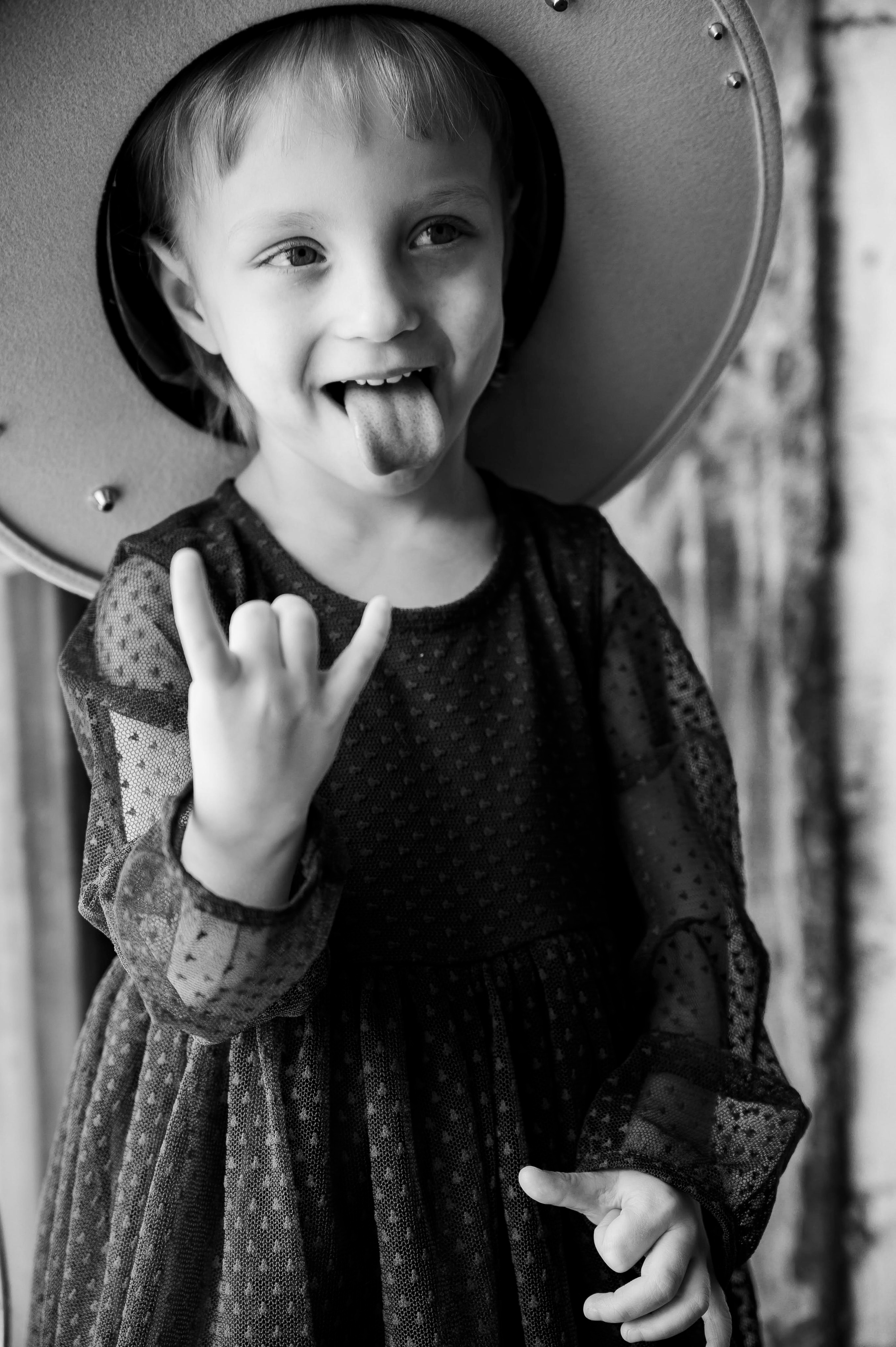 Виктория. Профессиональный фотограф беременности в СПБ. Стильные фотосессии беременности в стиле минимализм и классическая фотография