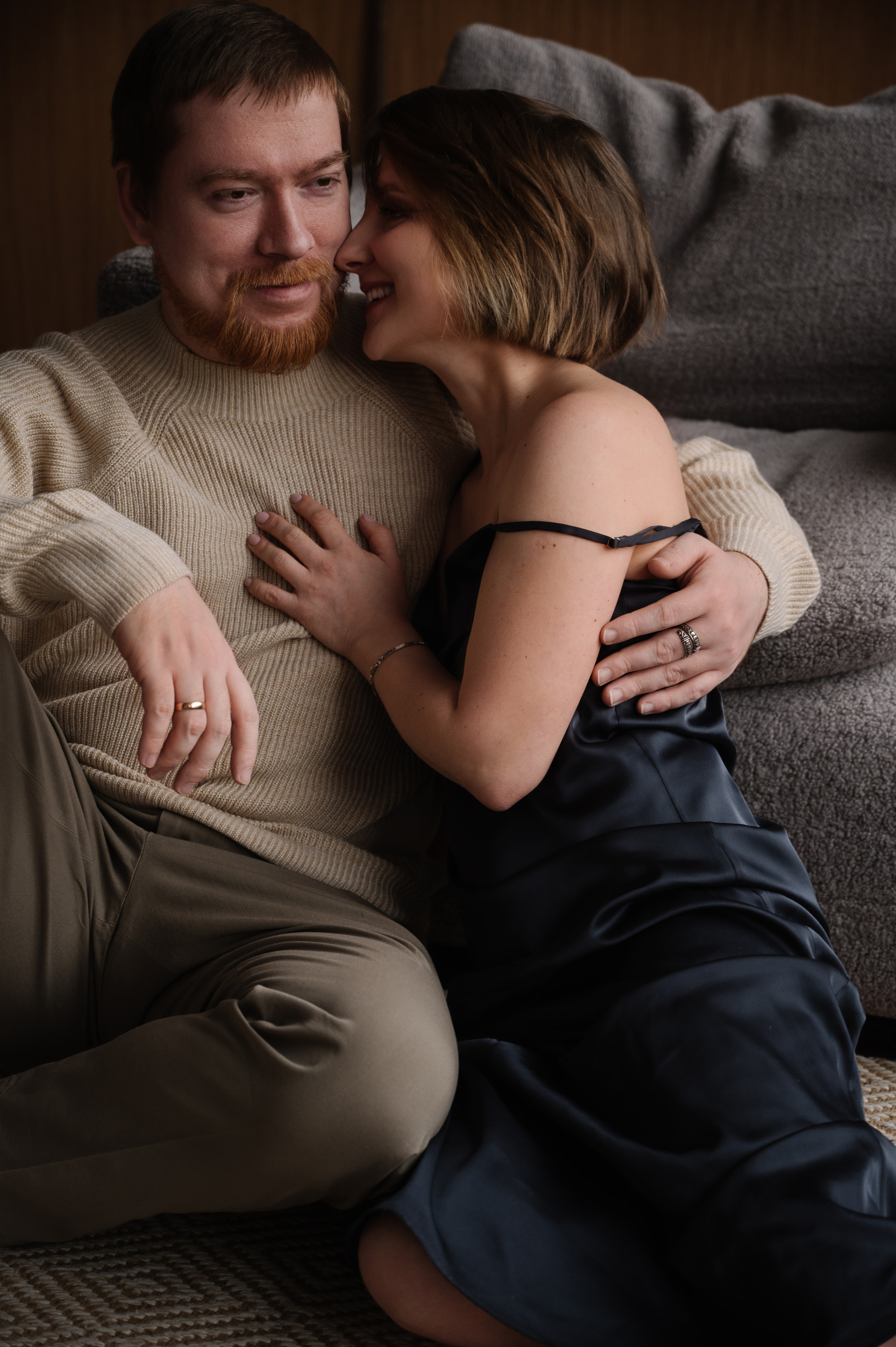 Юлия. Профессиональный фотограф беременности в СПБ. Стильные фотосессии беременности в стиле минимализм и классическая фотография