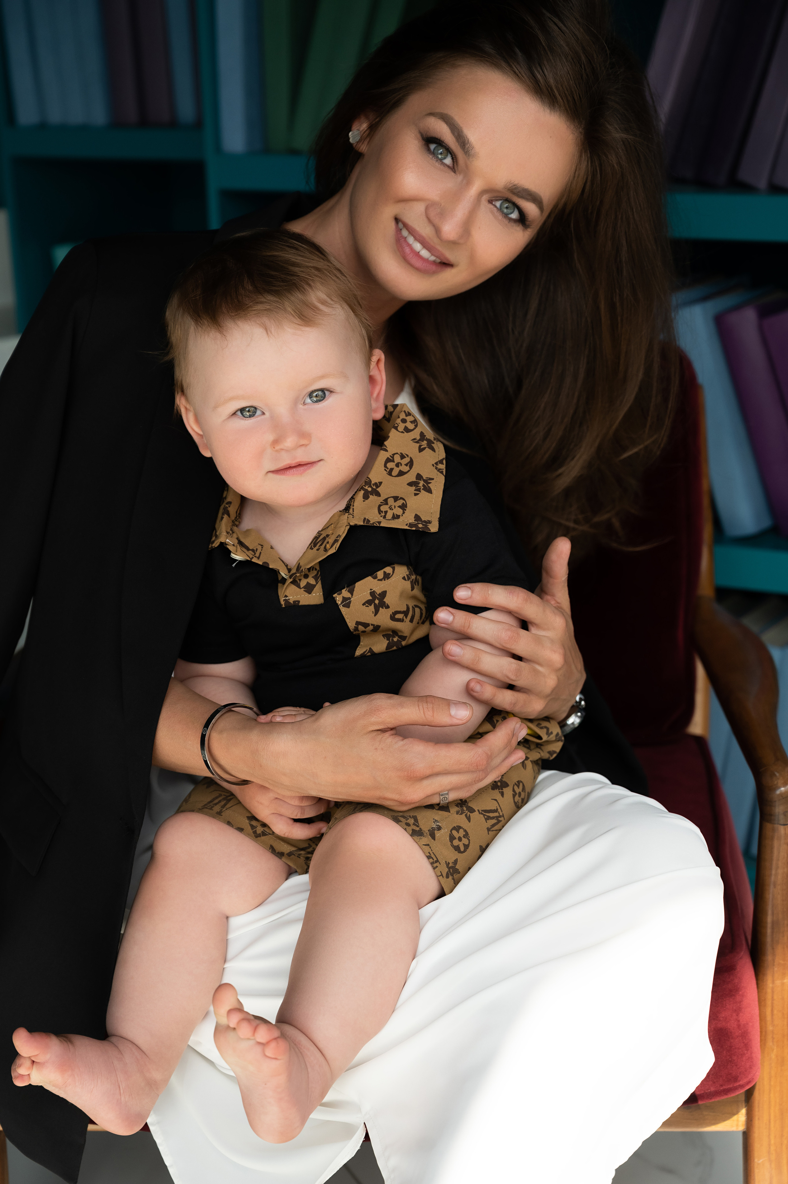 Ксения. Профессиональный фотограф беременности в СПБ. Стильные фотосессии беременности в стиле минимализм и классическая фотография