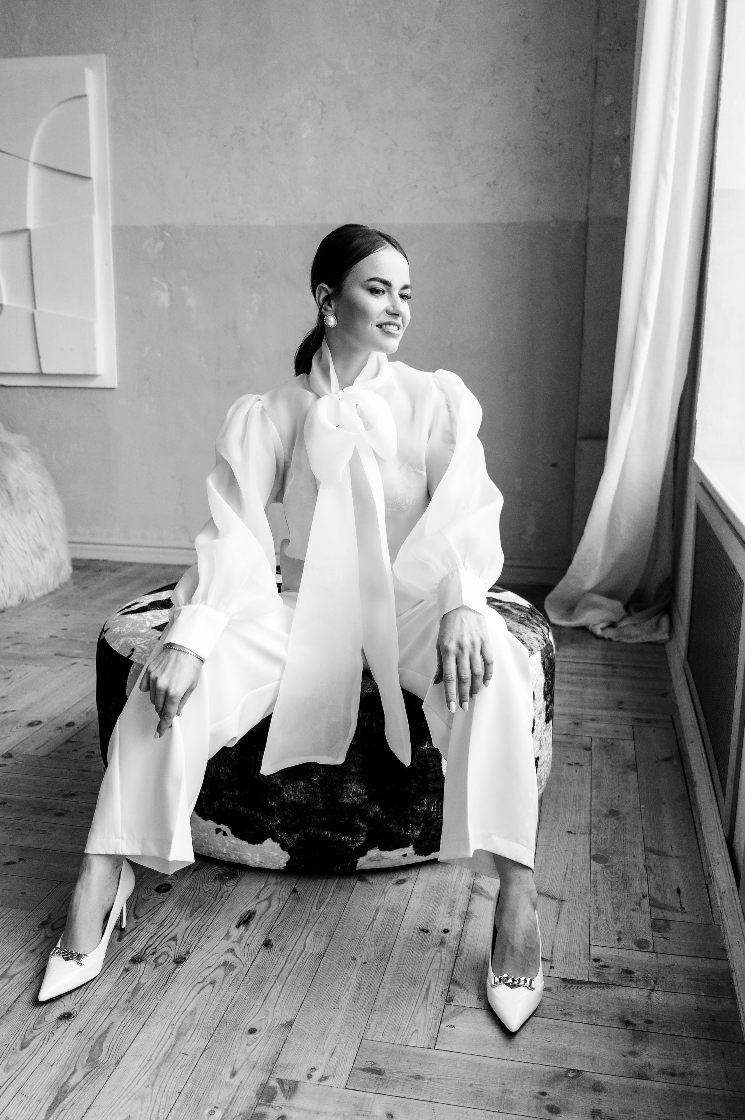 Валерия. Профессиональный фотограф беременности в СПБ. Стильные фотосессии беременности в стиле минимализм и классическая фотография