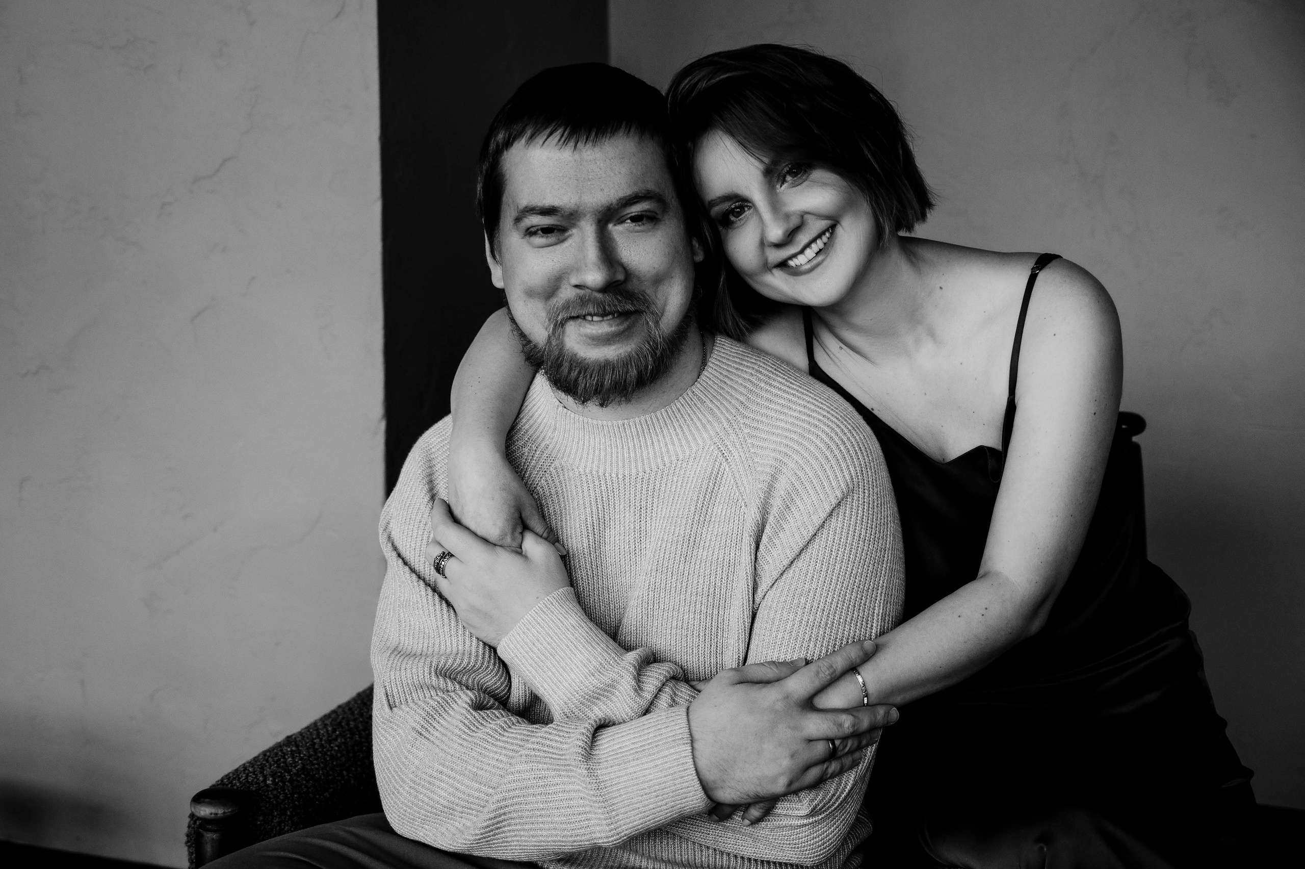 Юлия. Профессиональный фотограф беременности в СПБ. Стильные фотосессии беременности в стиле минимализм и классическая фотография