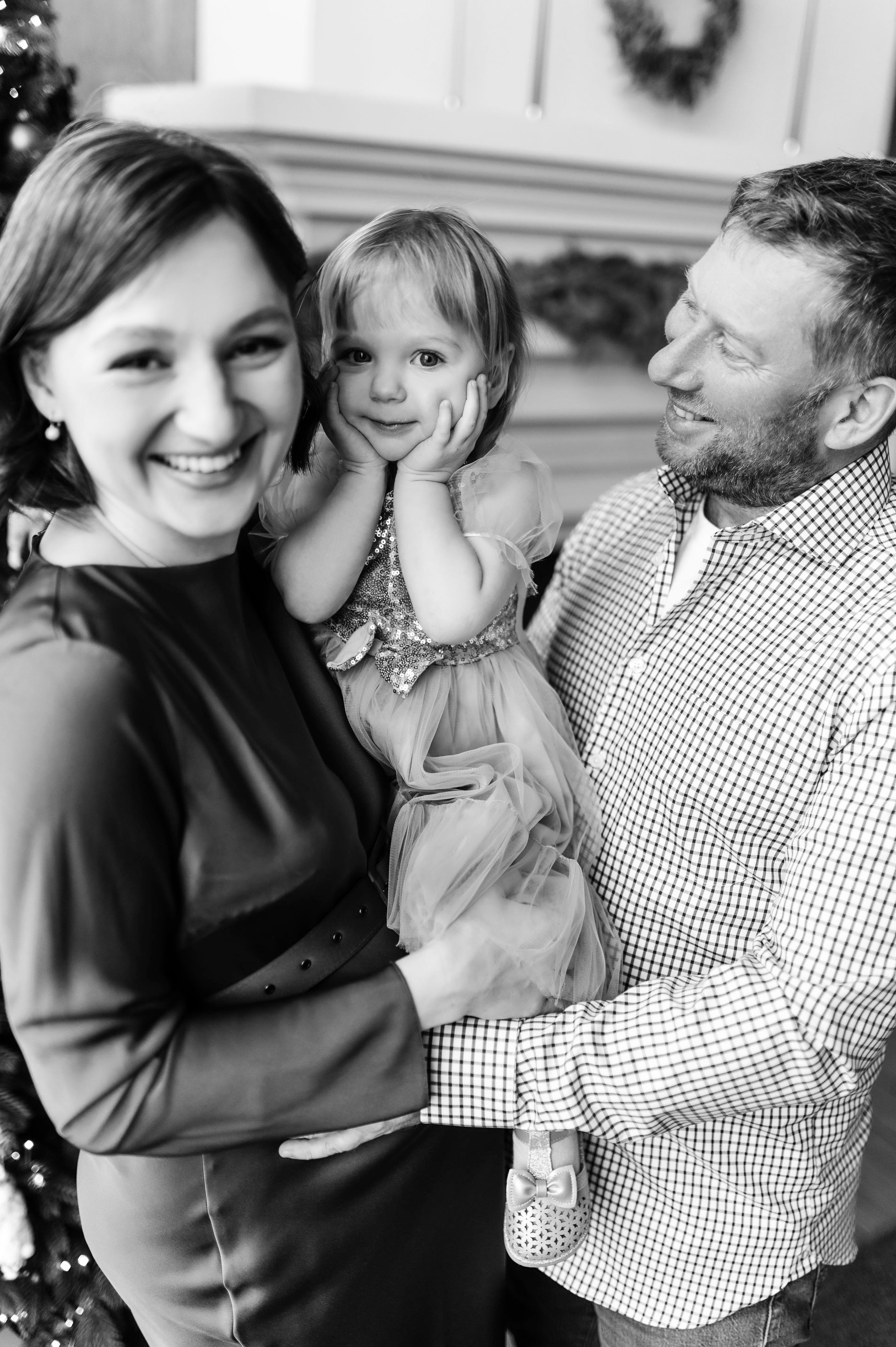 Анна. Профессиональный фотограф беременности в СПБ. Стильные фотосессии беременности в стиле минимализм и классическая фотография