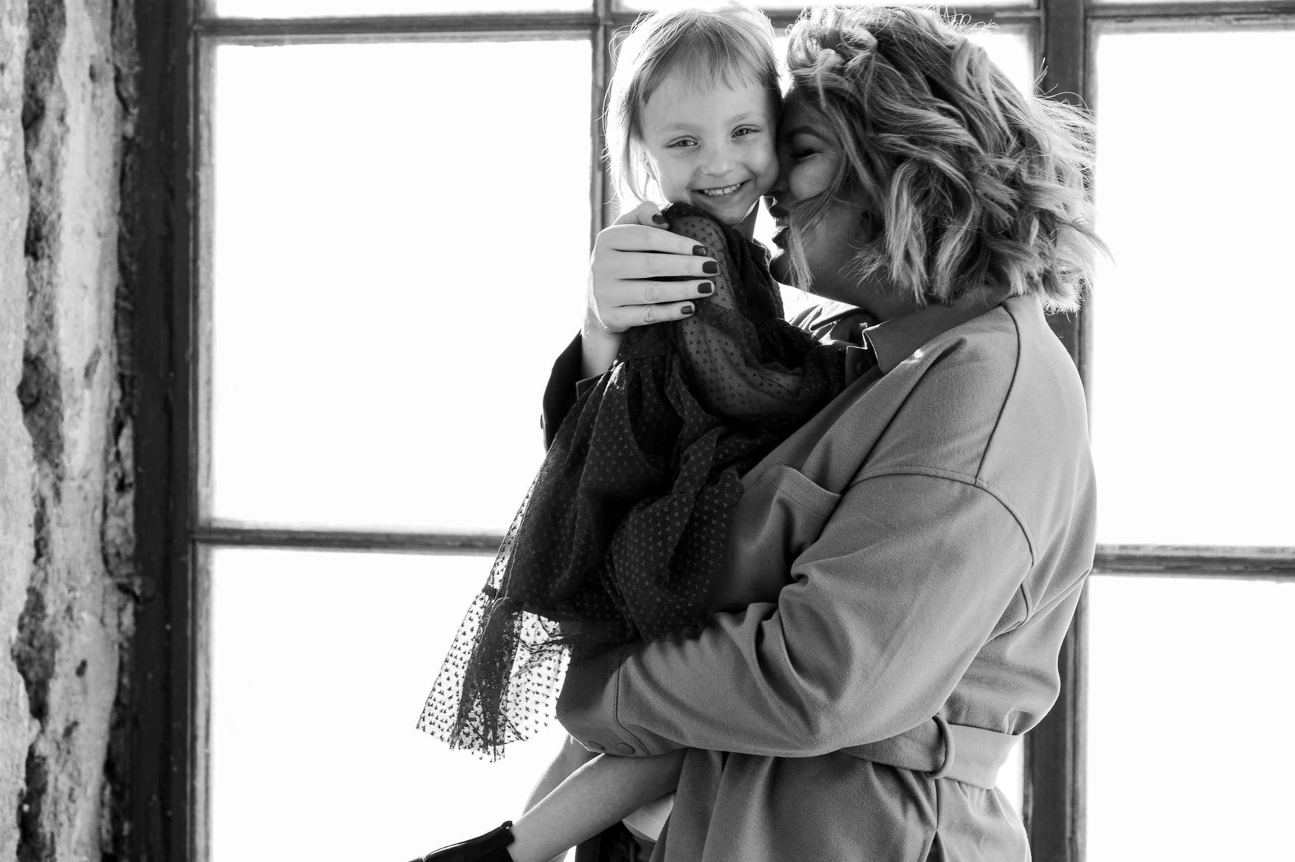 Виктория. Профессиональный фотограф беременности в СПБ. Стильные фотосессии беременности в стиле минимализм и классическая фотография