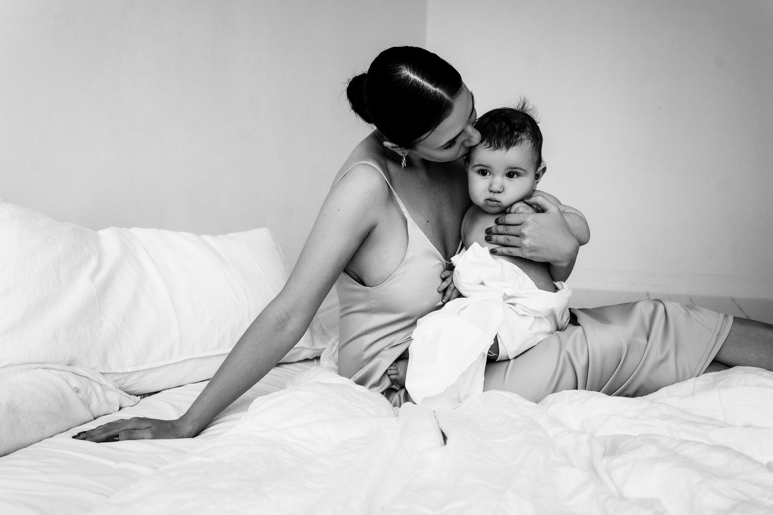 Марина. Профессиональный фотограф беременности в СПБ. Стильные фотосессии беременности в стиле минимализм и классическая фотография