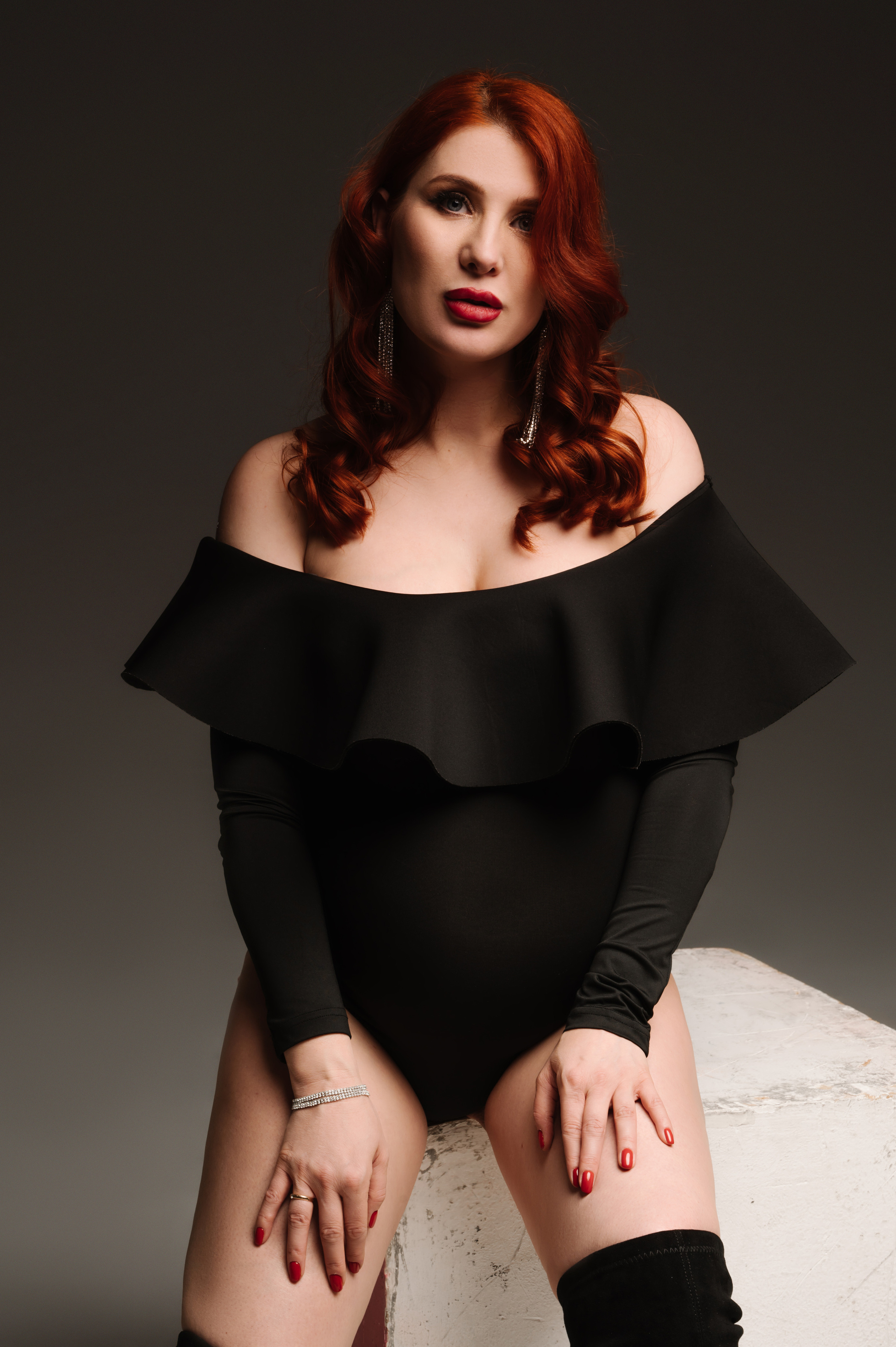 Альбина, фотосессия беременных. Профессиональный фотограф беременности в СПБ. Стильные фотосессии беременности в стиле минимализм и классическая фотография