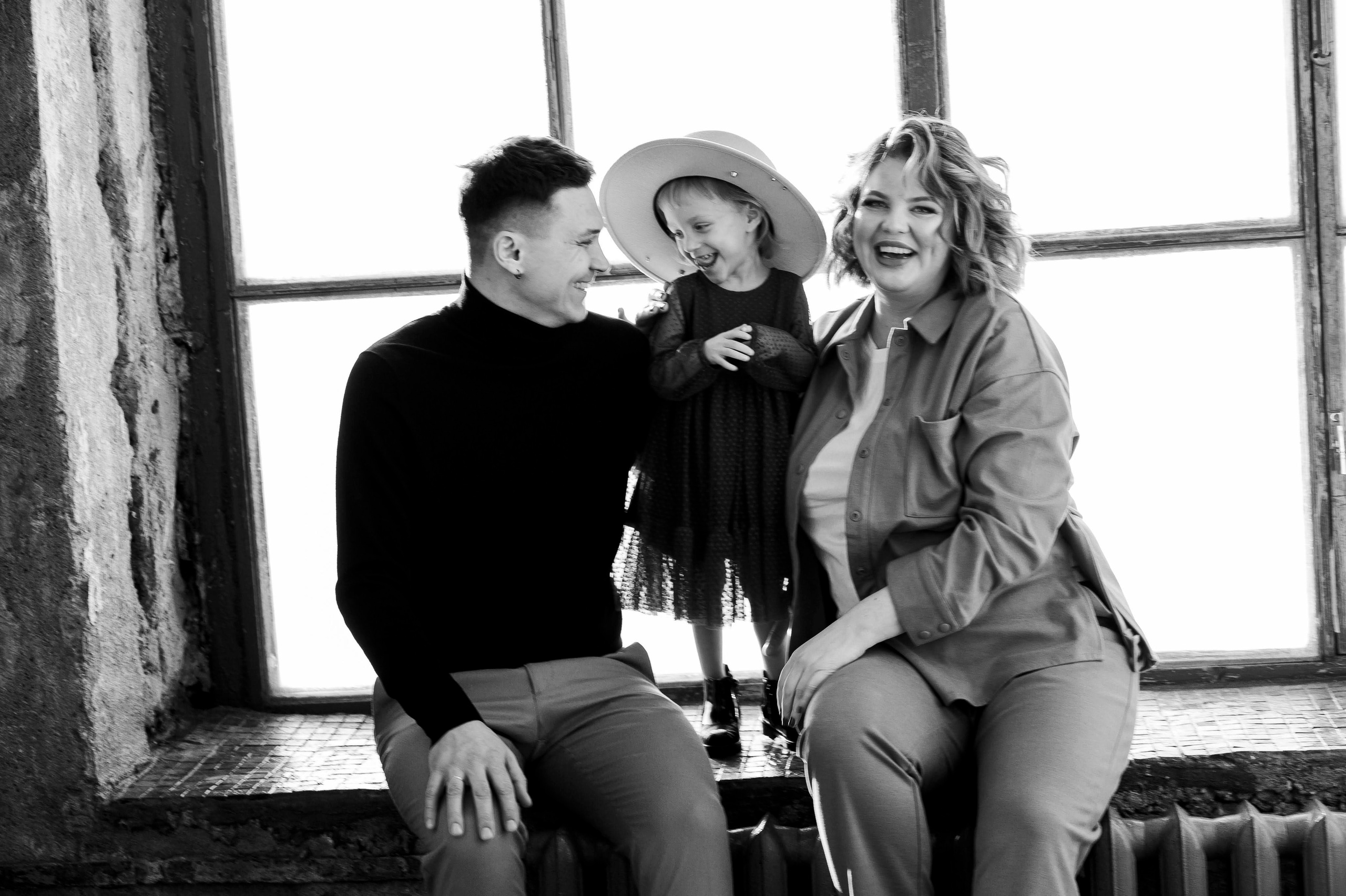 Виктория. Профессиональный фотограф беременности в СПБ. Стильные фотосессии беременности в стиле минимализм и классическая фотография