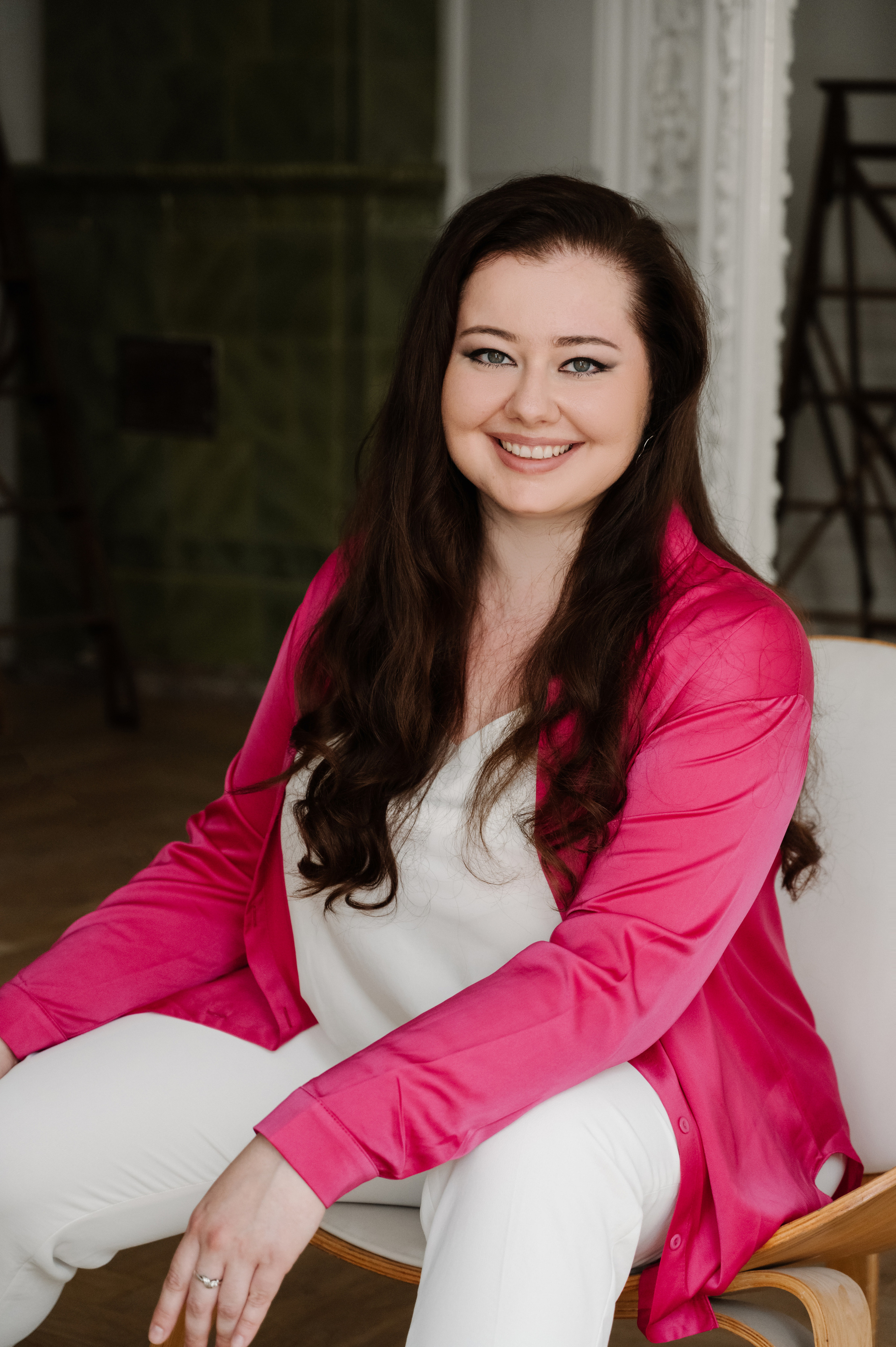 Лиана. Профессиональный фотограф беременности в СПБ. Стильные фотосессии беременности в стиле минимализм и классическая фотография