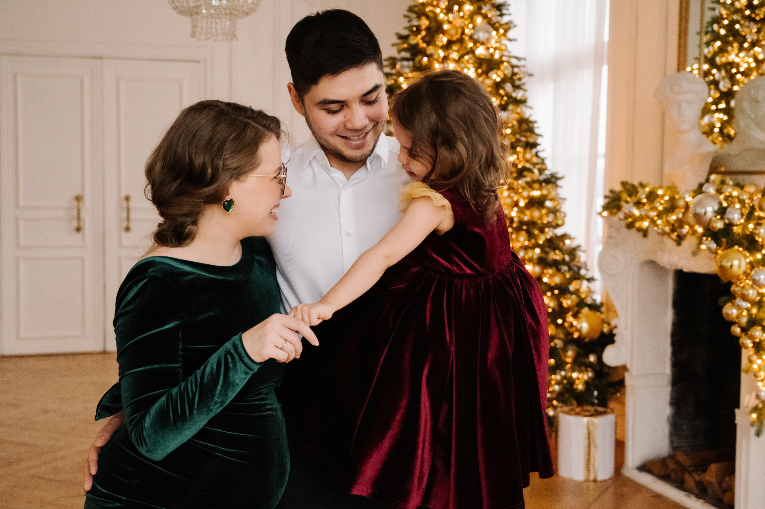 Анна. Профессиональный фотограф беременности в СПБ. Стильные фотосессии беременности в стиле минимализм и классическая фотография