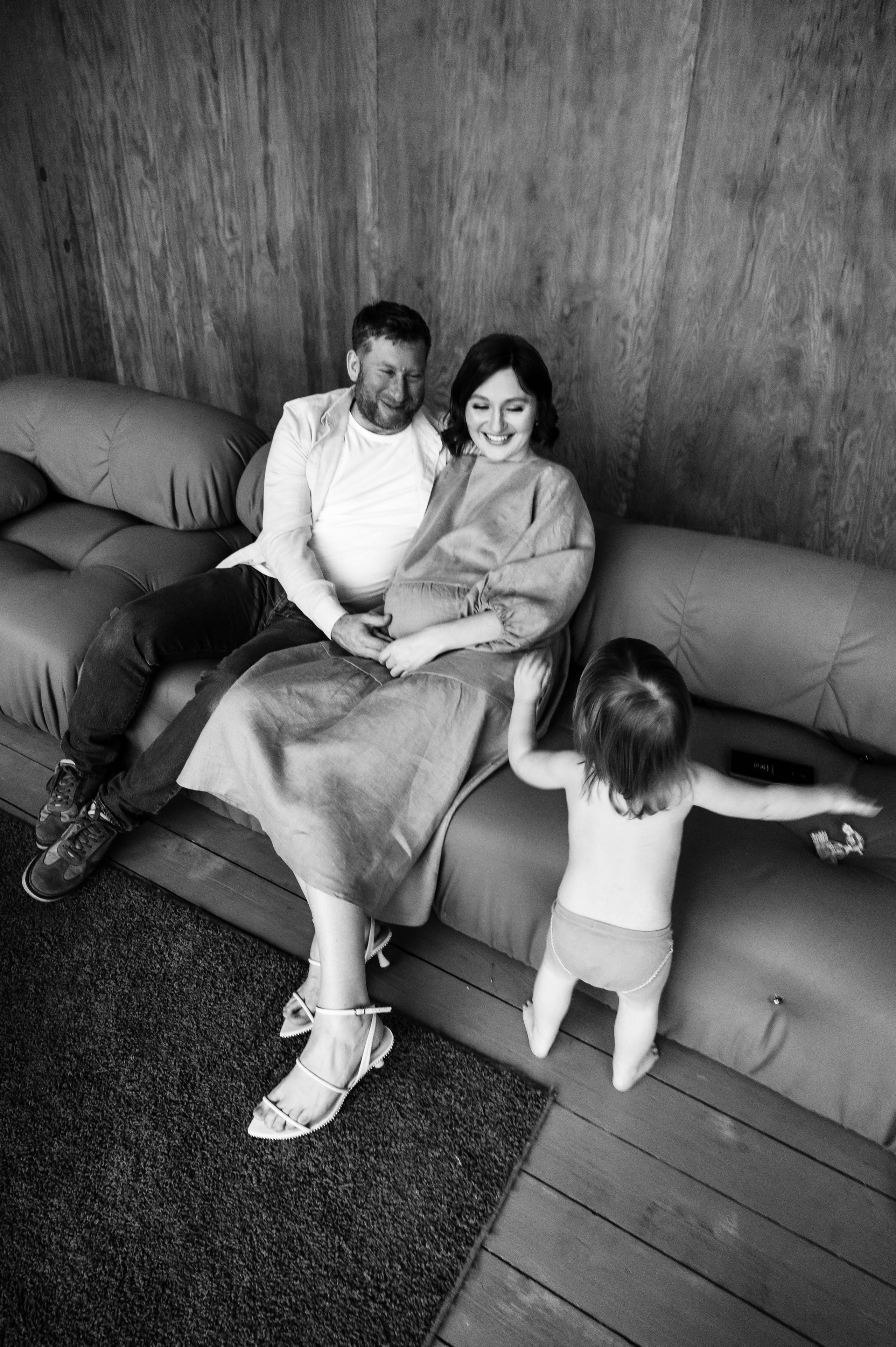 Анна. Профессиональный фотограф беременности в СПБ. Стильные фотосессии беременности в стиле минимализм и классическая фотография