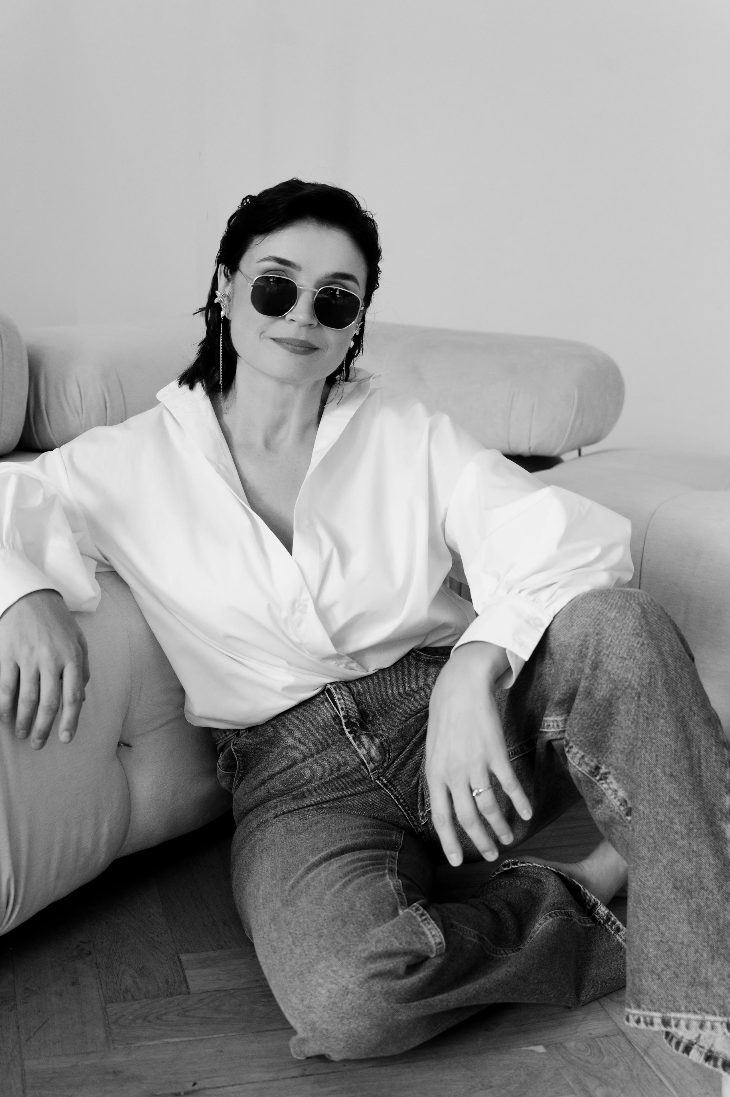 Марина семьей. Профессиональный фотограф беременности в СПБ. Стильные фотосессии беременности в стиле минимализм и классическая фотография