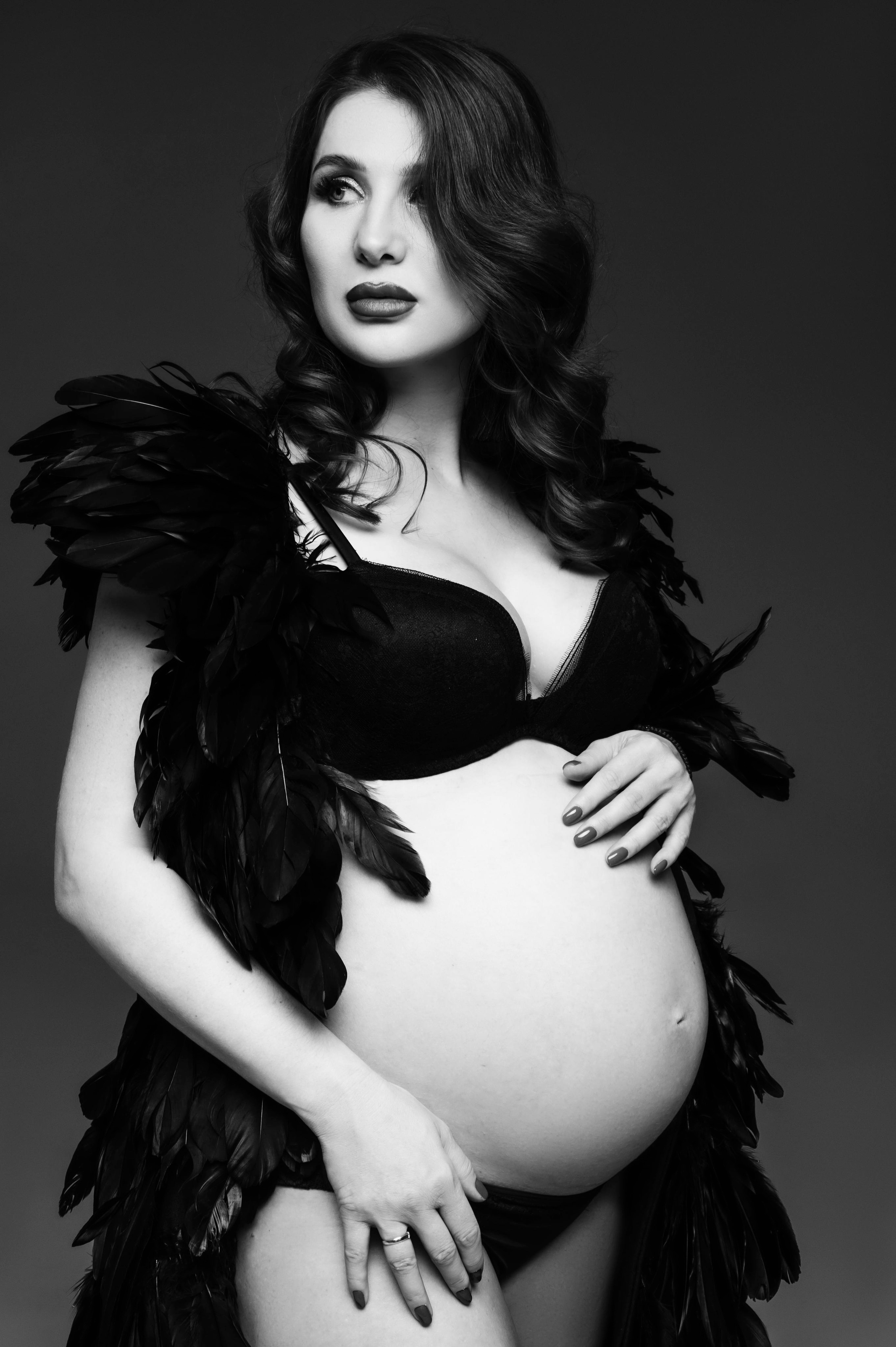 Альбина, фотосессия беременных. Профессиональный фотограф беременности в СПБ. Стильные фотосессии беременности в стиле минимализм и классическая фотография