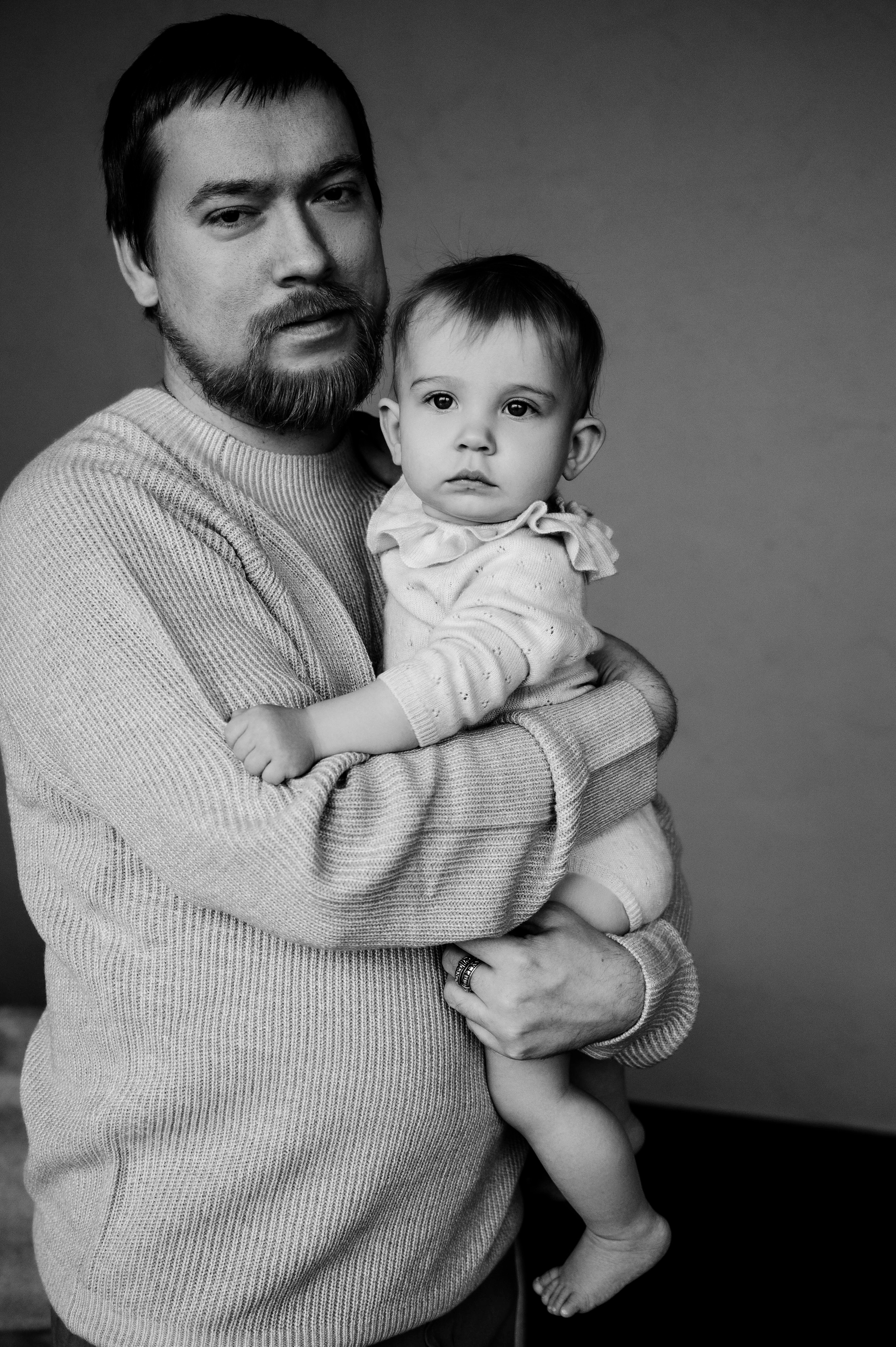 Юлия. Профессиональный фотограф беременности в СПБ. Стильные фотосессии беременности в стиле минимализм и классическая фотография