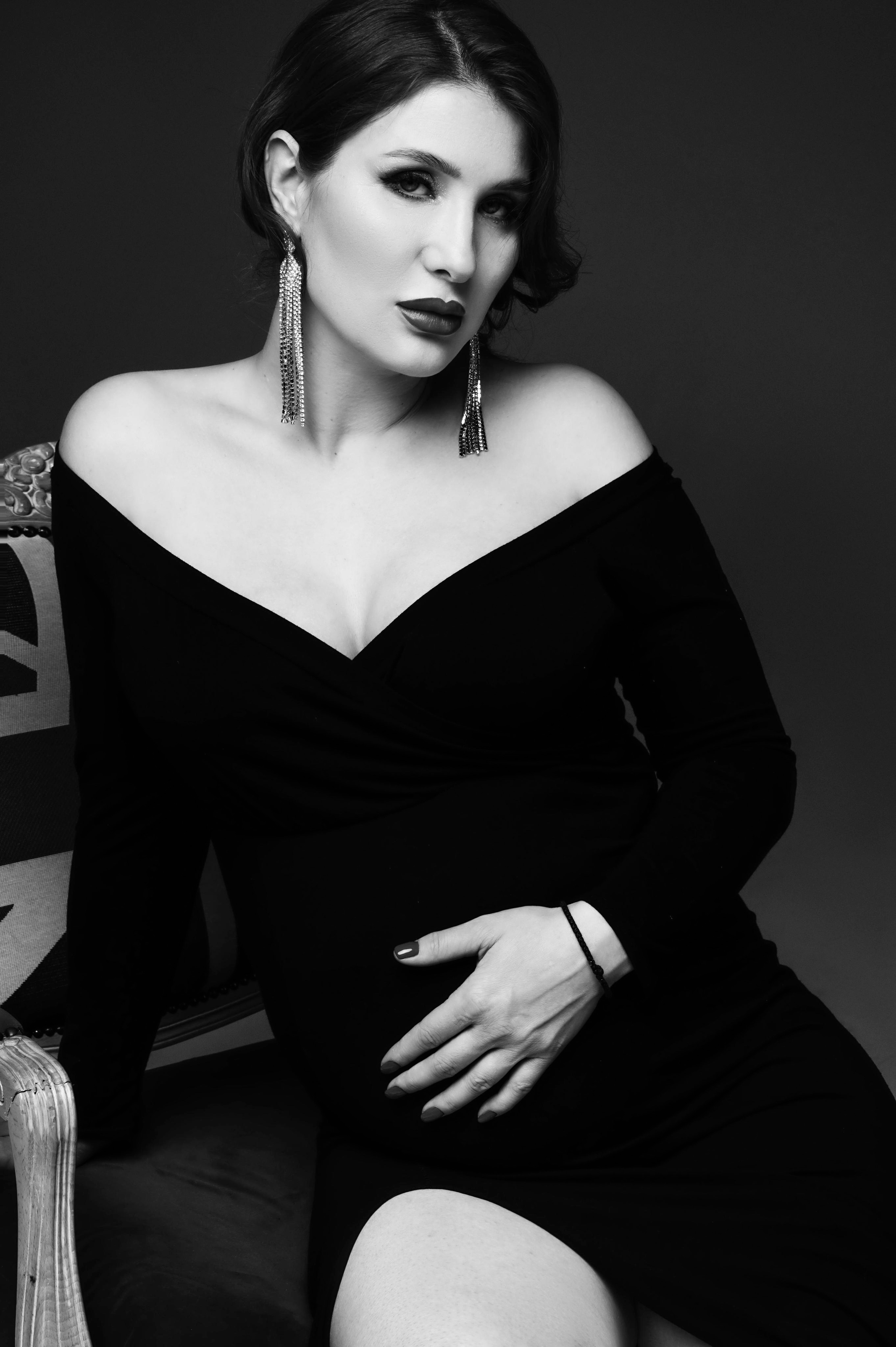 Альбина, фотосессия беременных. Профессиональный фотограф беременности в СПБ. Стильные фотосессии беременности в стиле минимализм и классическая фотография