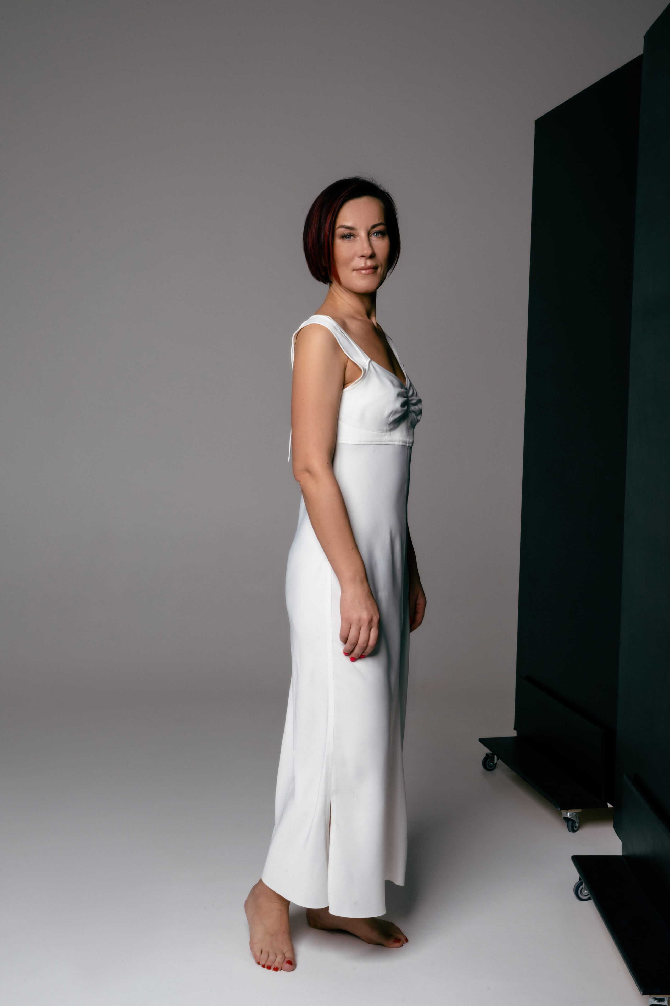 Анна. Профессиональный фотограф беременности в СПБ. Стильные фотосессии беременности в стиле минимализм и классическая фотография