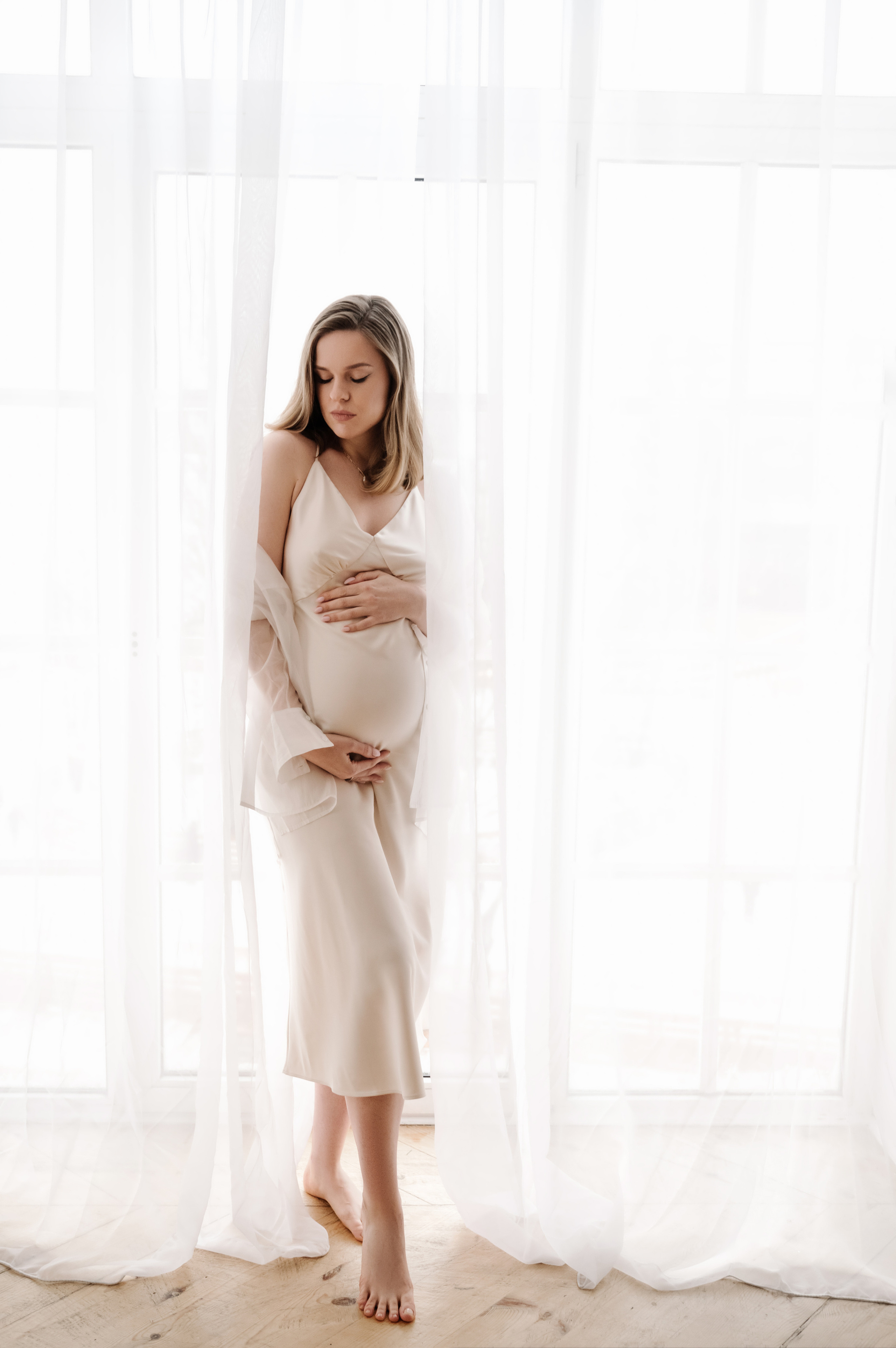 Татьяна. Профессиональный фотограф беременности в СПБ. Стильные фотосессии беременности в стиле минимализм и классическая фотография
