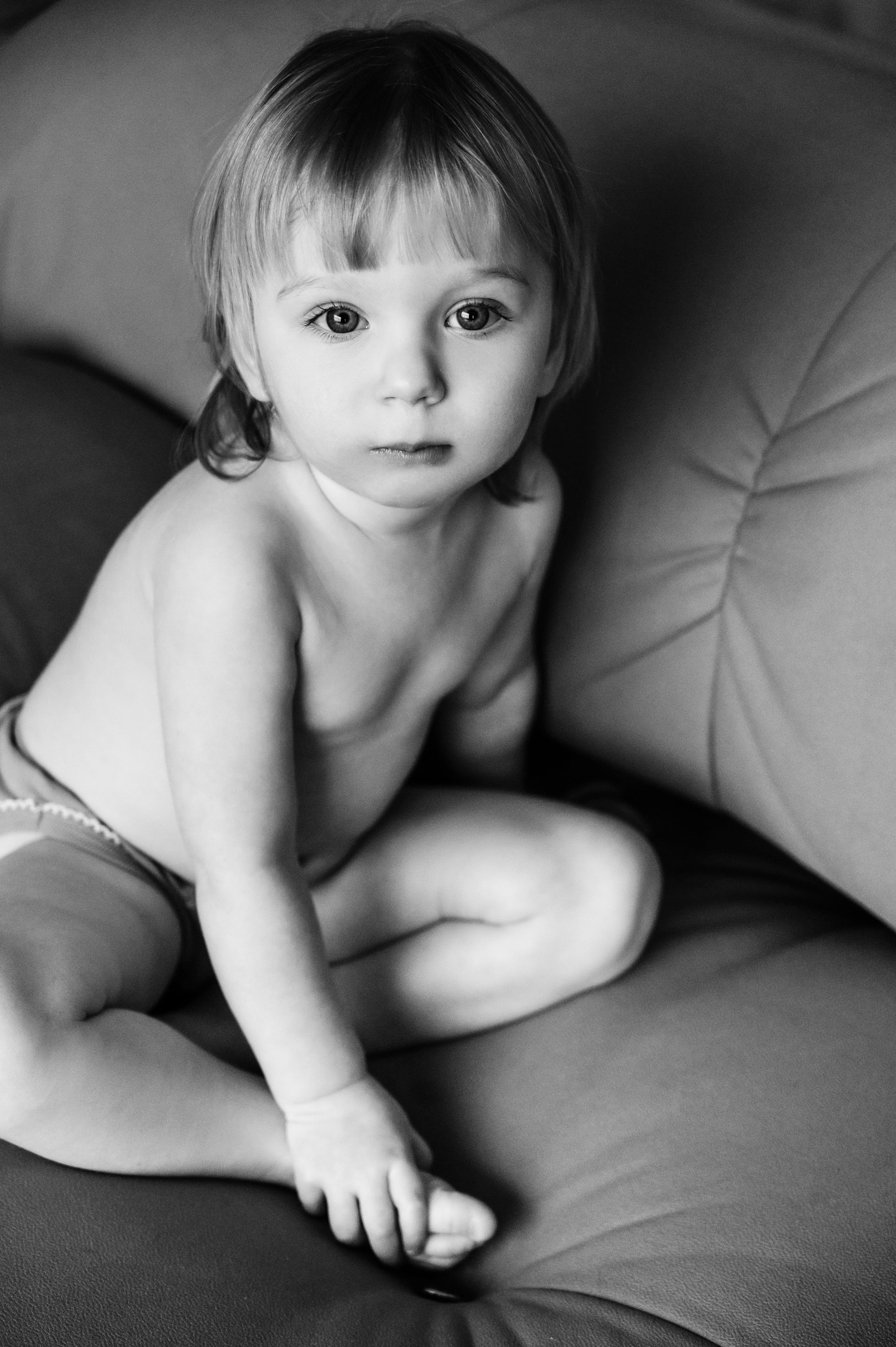 Анна. Профессиональный фотограф беременности в СПБ. Стильные фотосессии беременности в стиле минимализм и классическая фотография